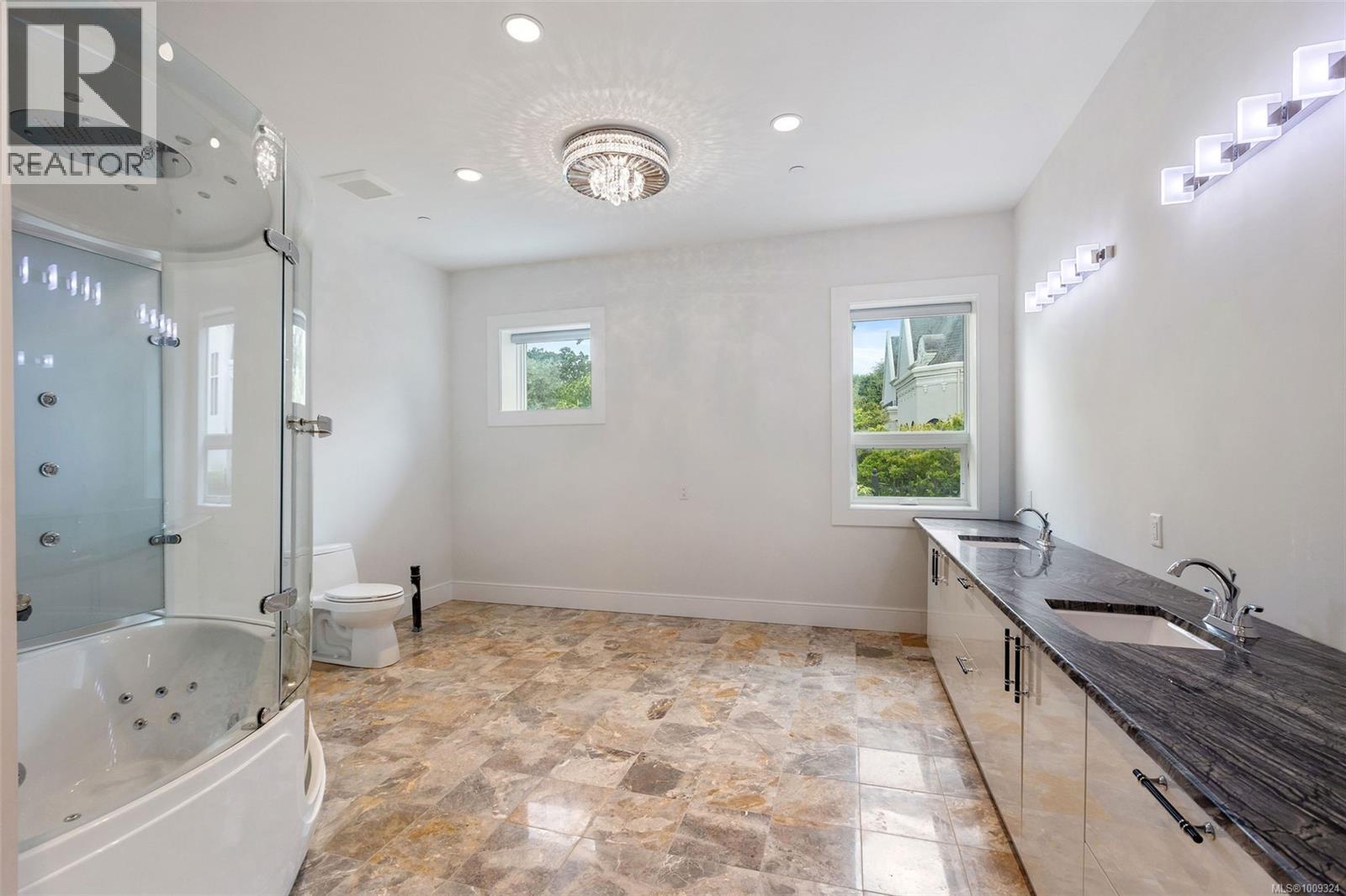 3355 Midland Rd, Oak Bay, British Columbia