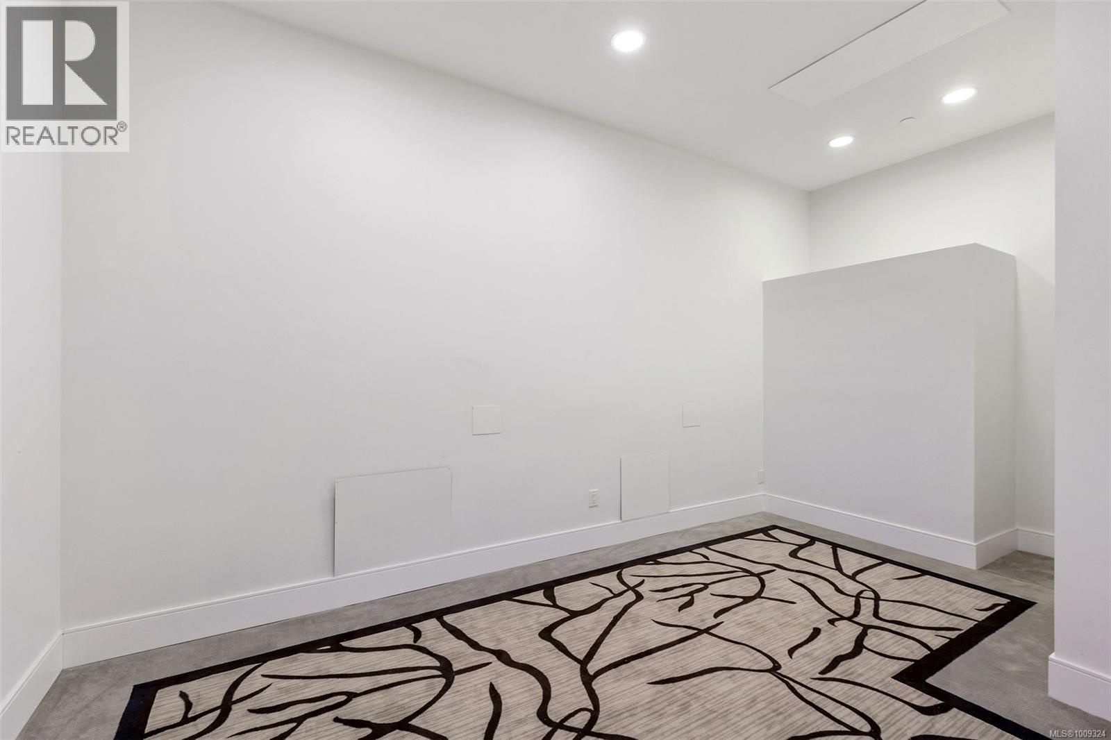 3355 Midland Rd, Oak Bay, British Columbia