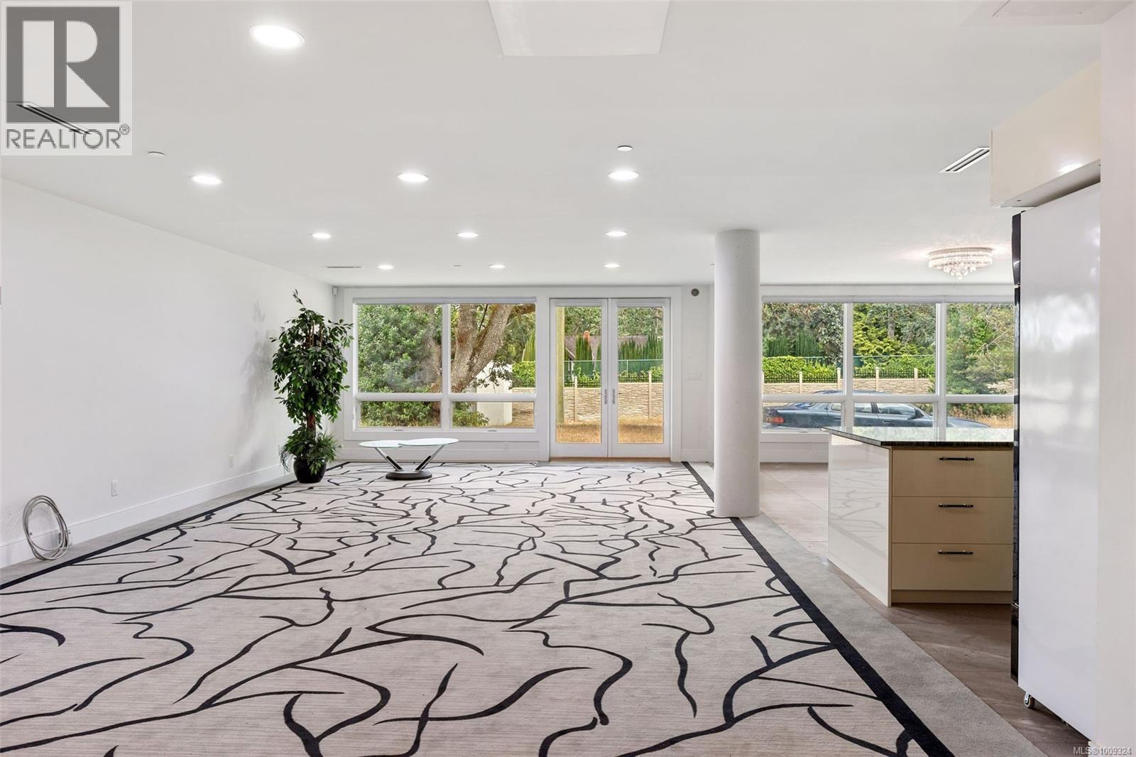 3355 Midland Rd, Oak Bay, British Columbia