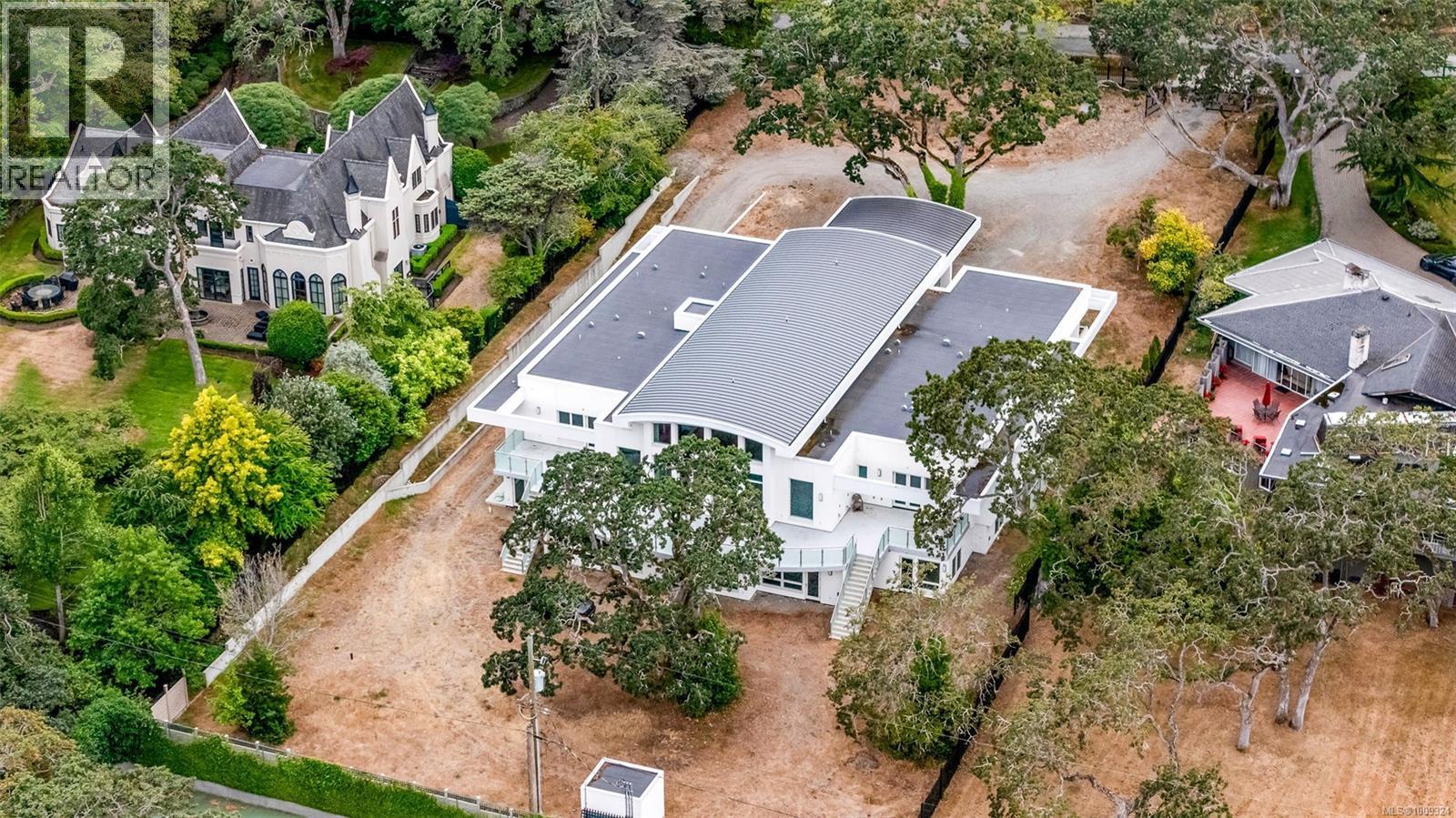 3355 Midland Rd, Oak Bay, British Columbia