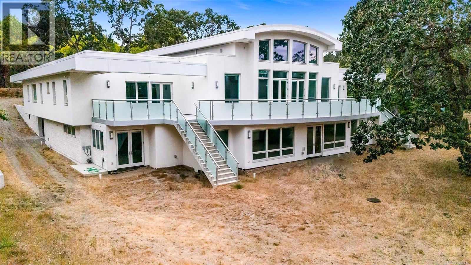 3355 Midland Rd, Oak Bay, British Columbia