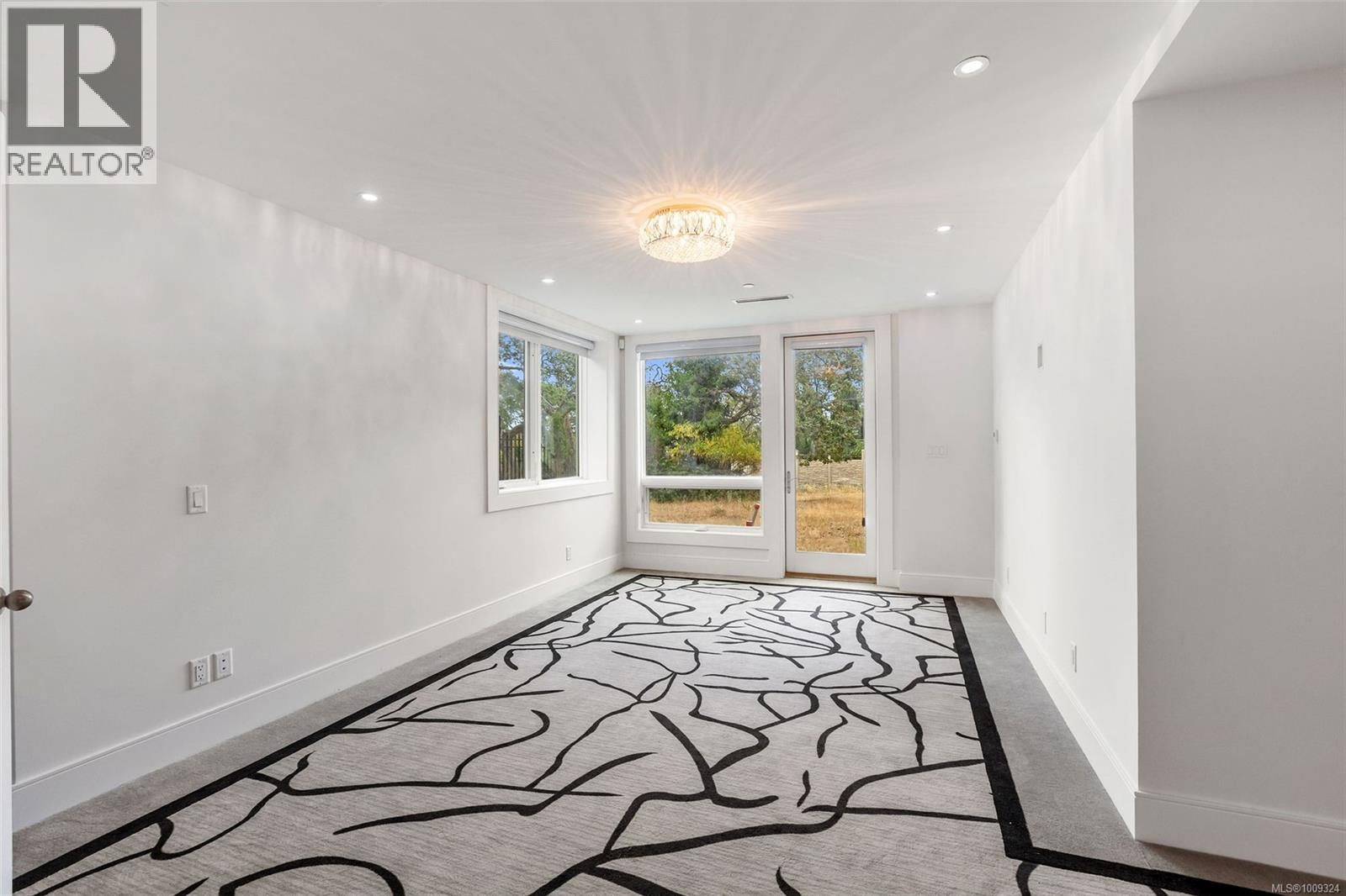 3355 Midland Rd, Oak Bay, British Columbia