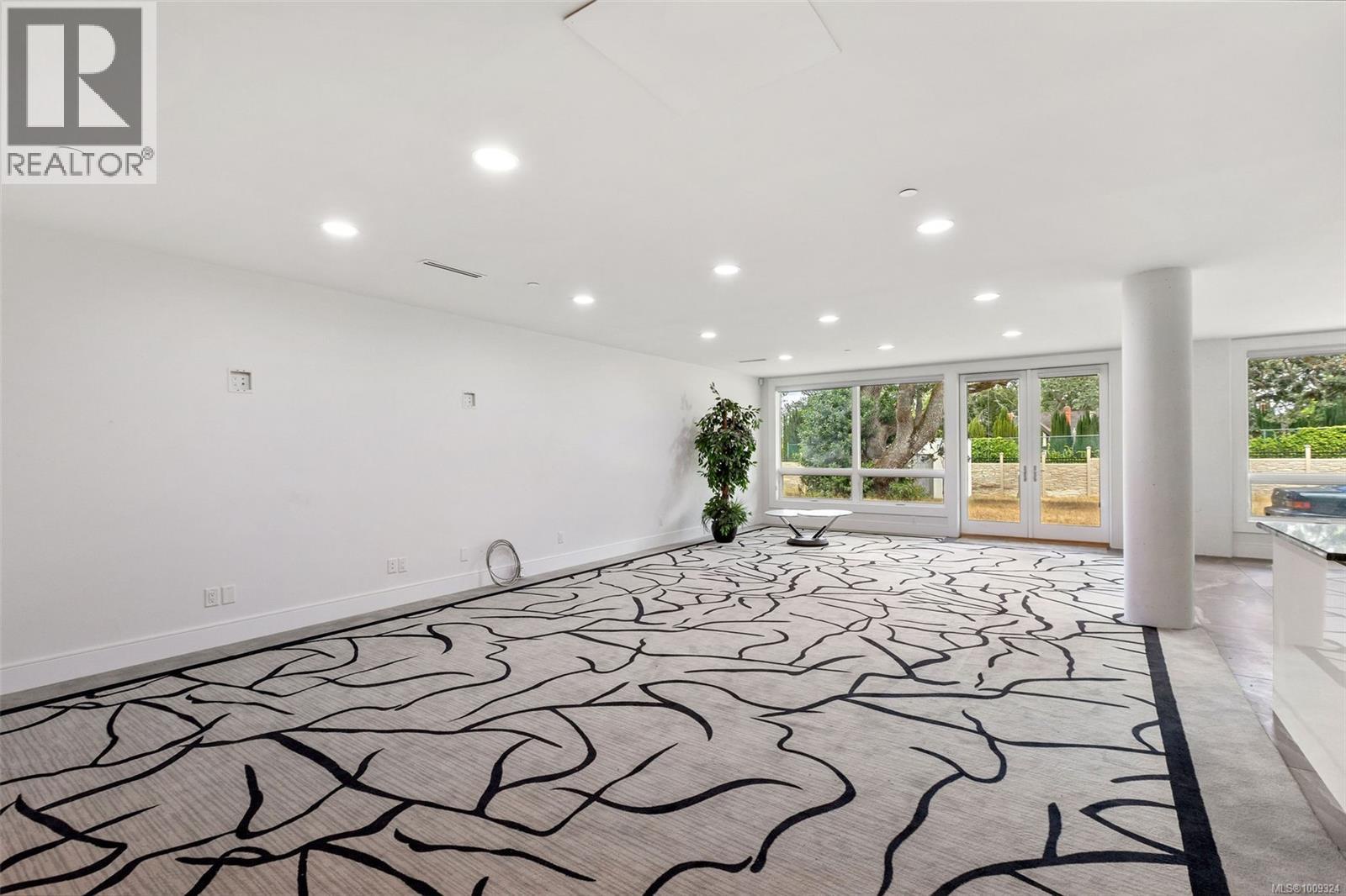 3355 Midland Rd, Oak Bay, British Columbia