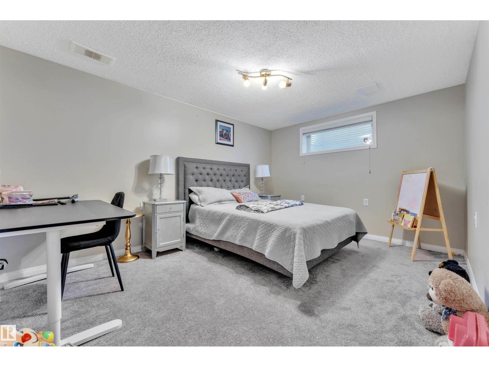 16347 87 St Nw, Edmonton, Alberta