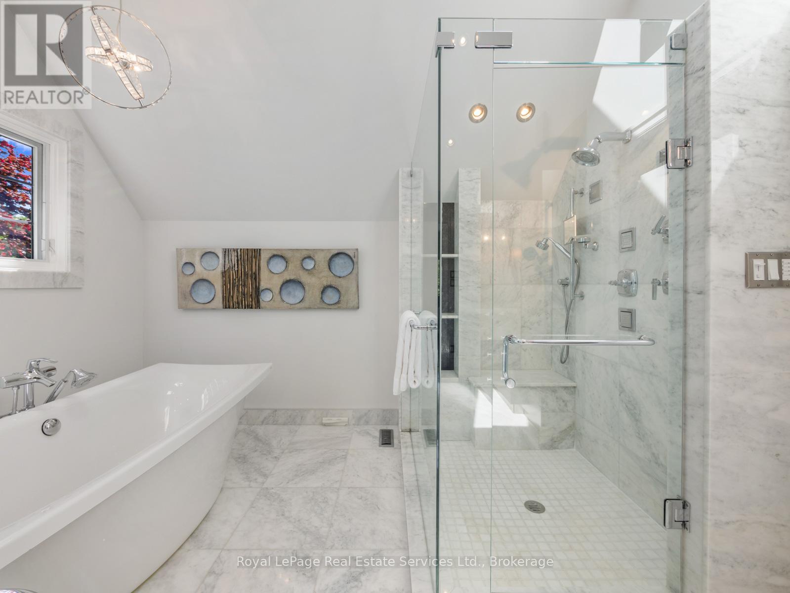 235 Lakewood Drive, Oakville (co Central), Ontario