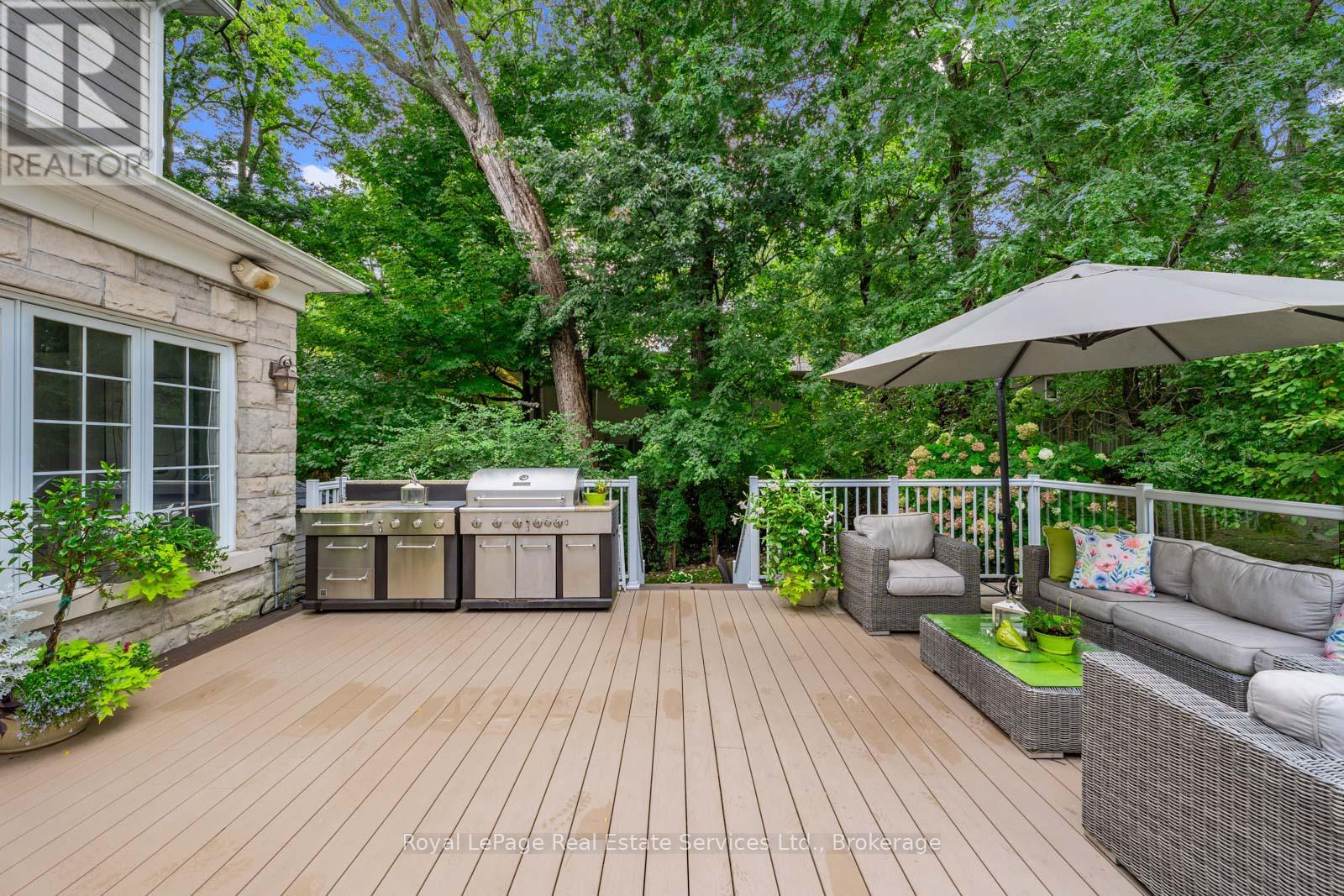 235 Lakewood Drive, Oakville (co Central), Ontario