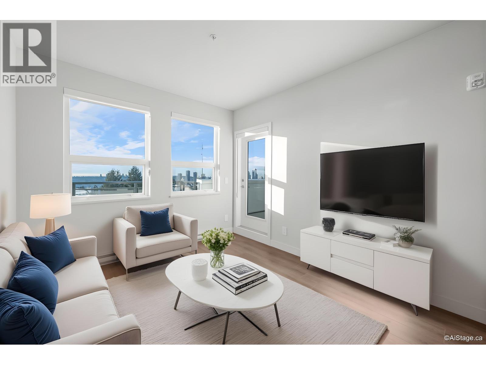 303 5535 Hastings Street, Burnaby, British Columbia