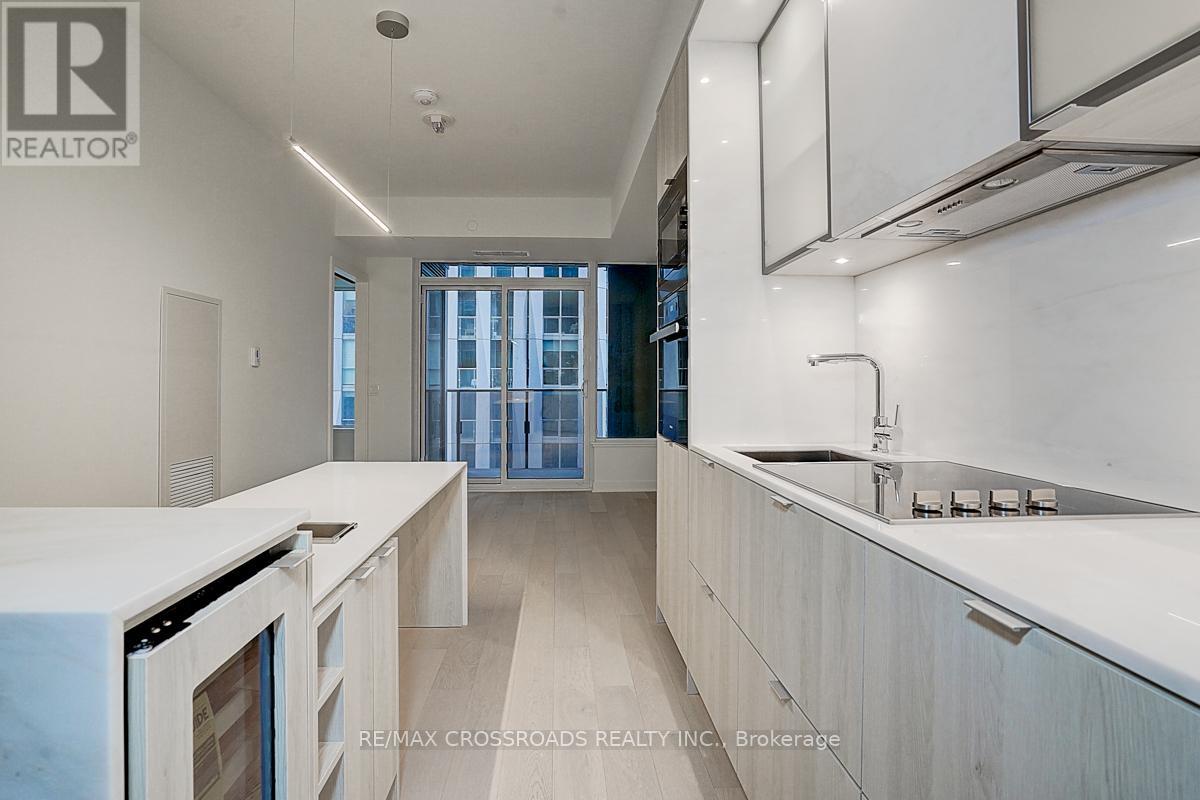 1607 - 11 Yorkville Avenue, Toronto (annex), Ontario