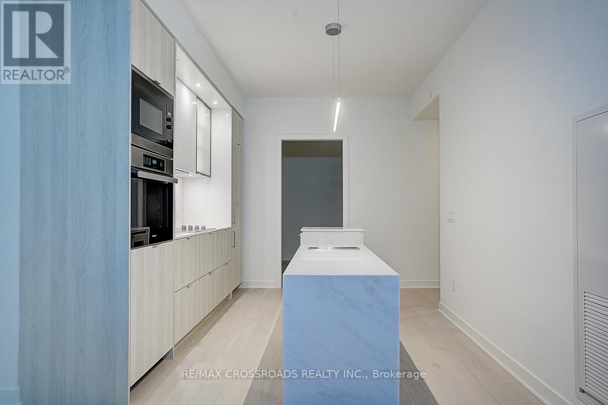 1607 - 11 Yorkville Avenue, Toronto (annex), Ontario