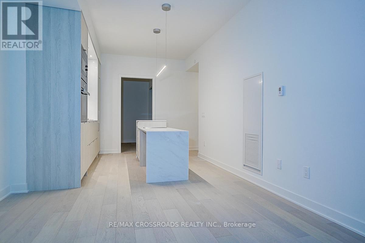 1607 - 11 Yorkville Avenue, Toronto (annex), Ontario