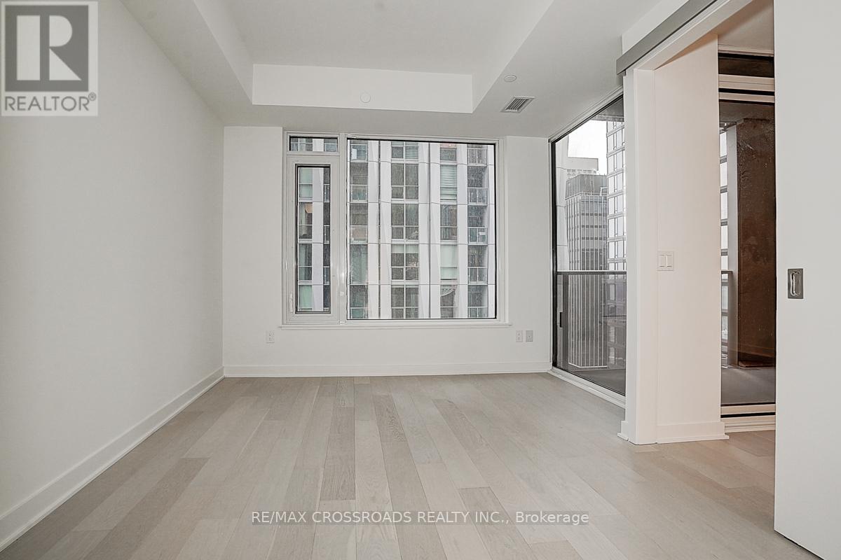 1607 - 11 Yorkville Avenue, Toronto (annex), Ontario