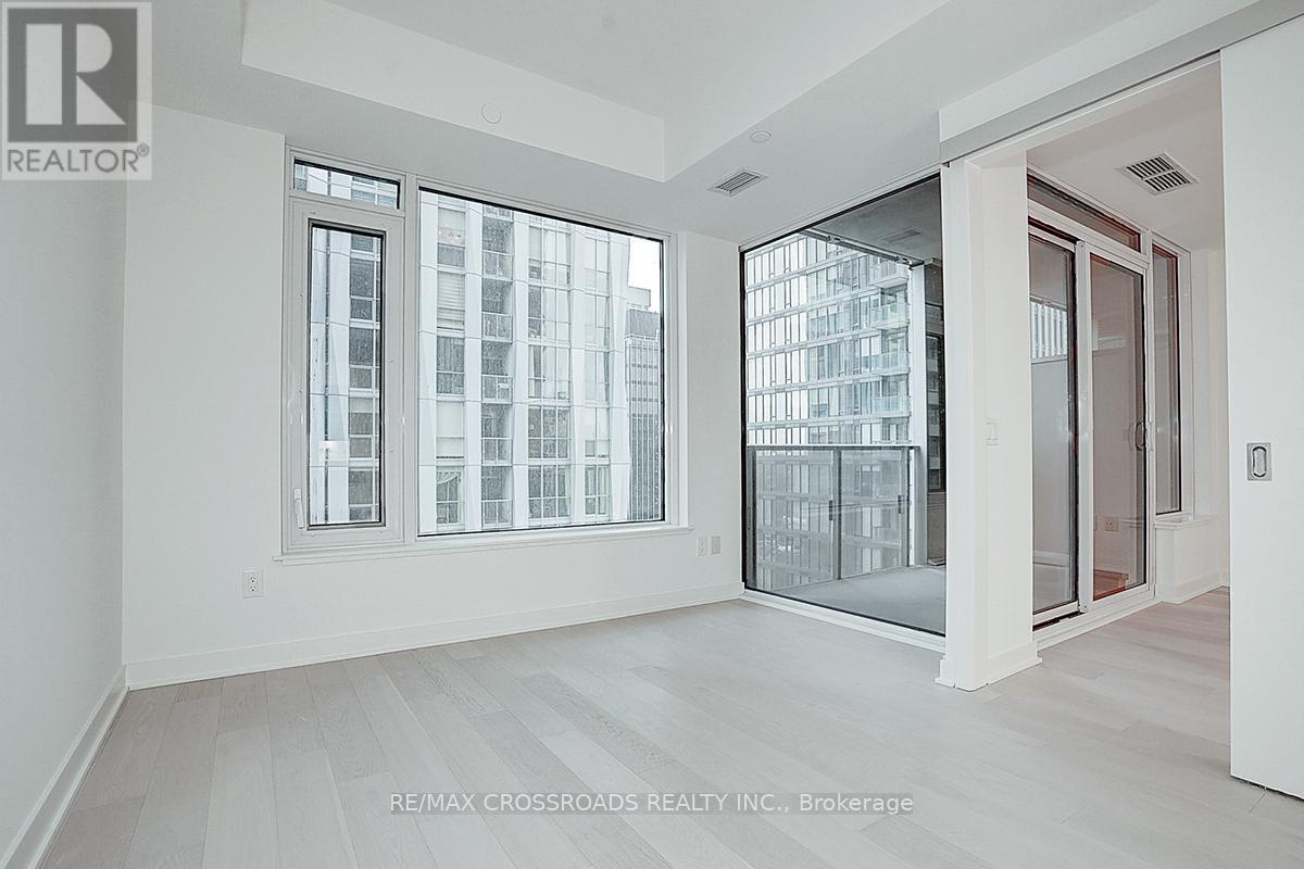 1607 - 11 Yorkville Avenue, Toronto (annex), Ontario