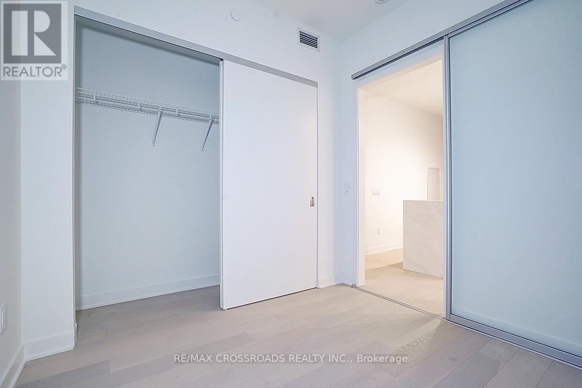 1607 - 11 Yorkville Avenue, Toronto (annex), Ontario