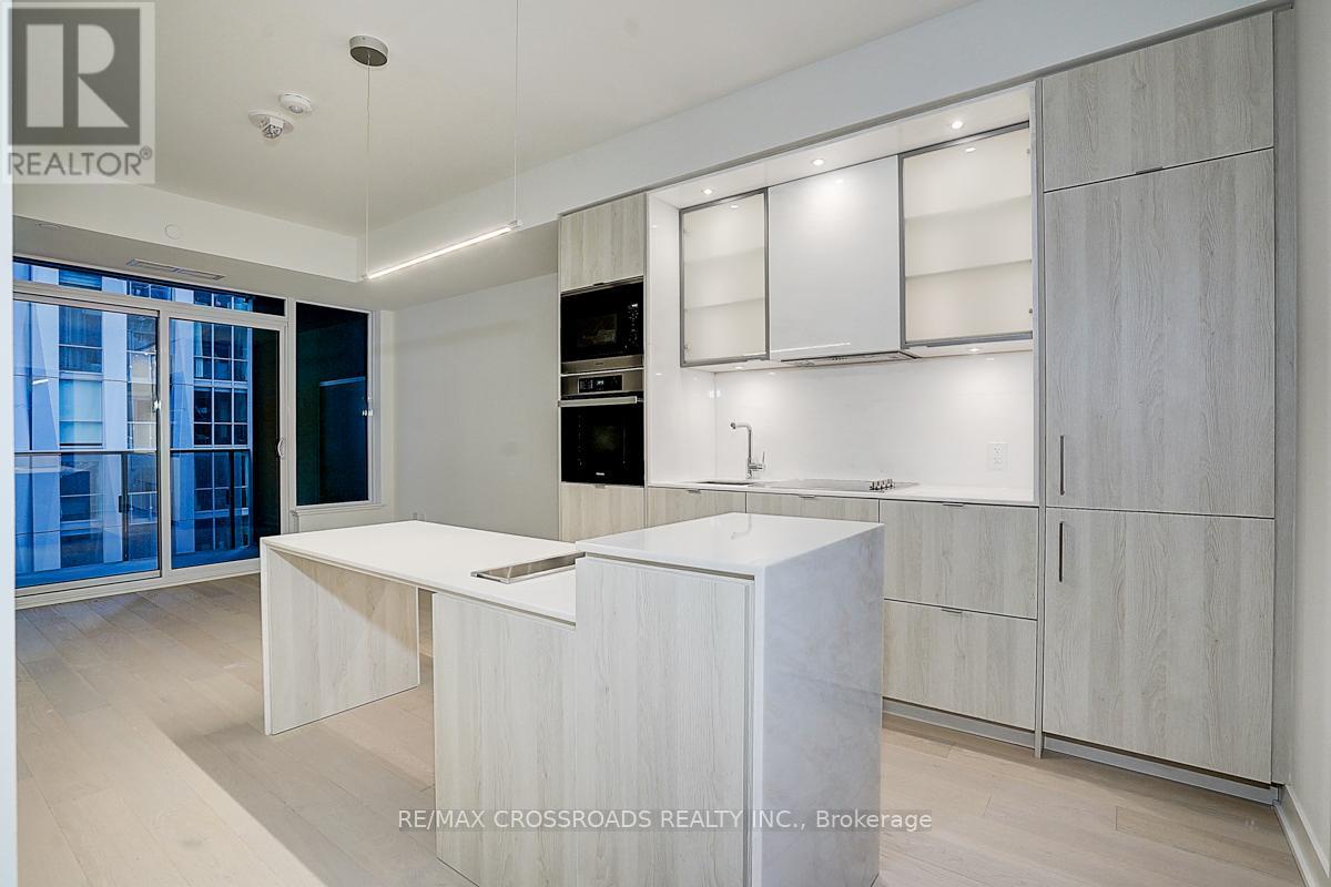 1607 - 11 Yorkville Avenue, Toronto (annex), Ontario