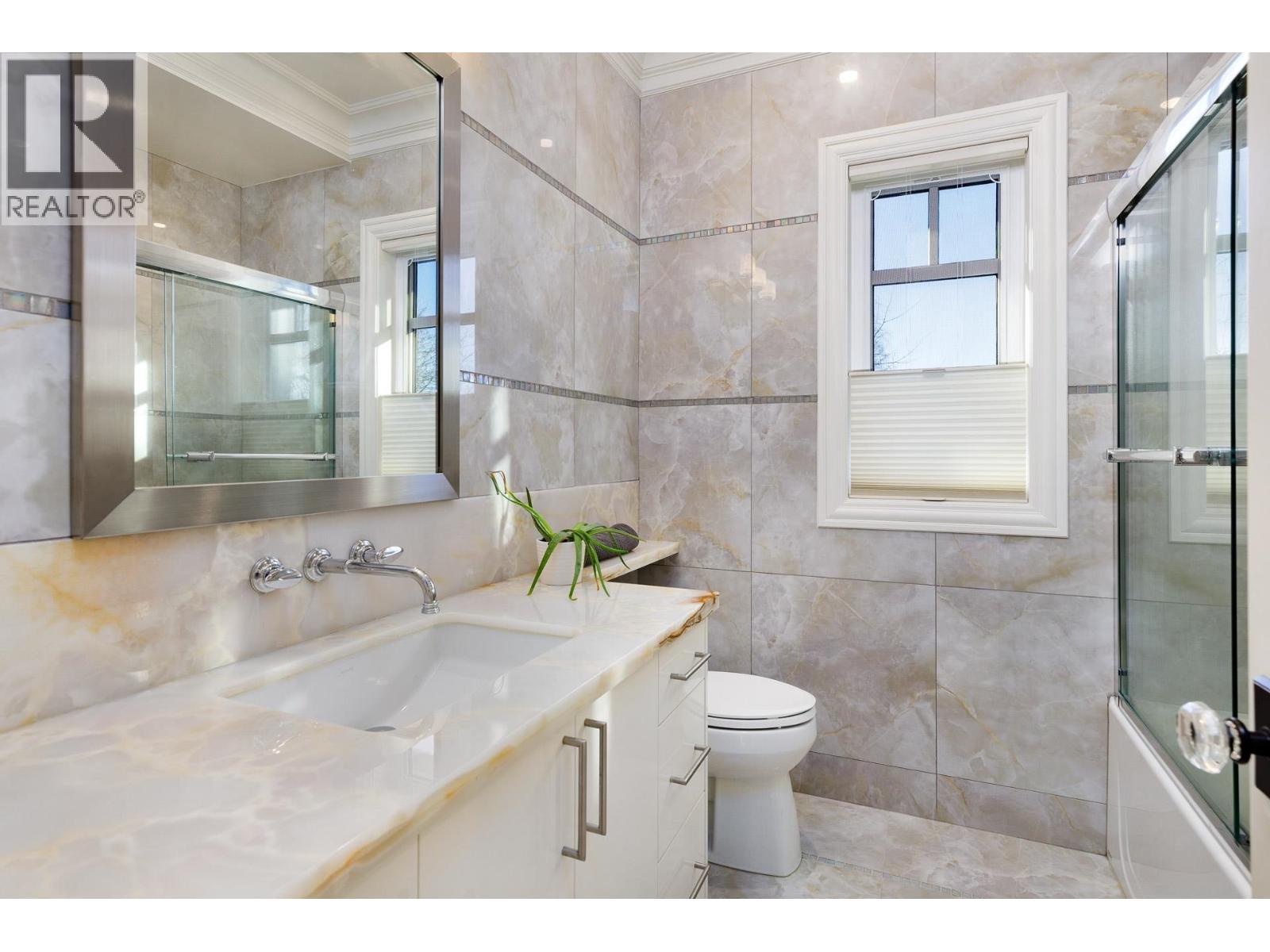 5826 Angus Drive, Vancouver, British Columbia