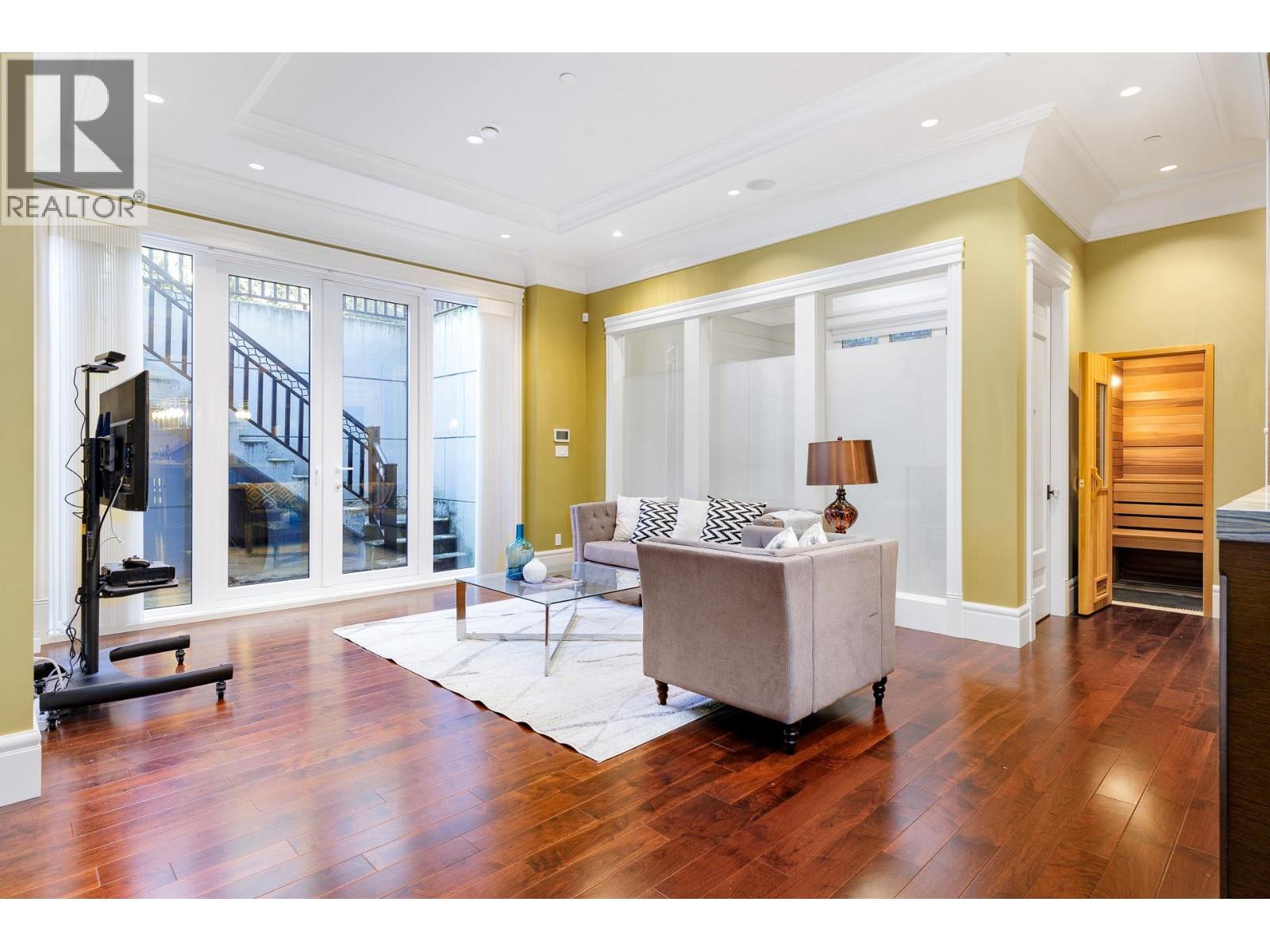 5826 Angus Drive, Vancouver, British Columbia