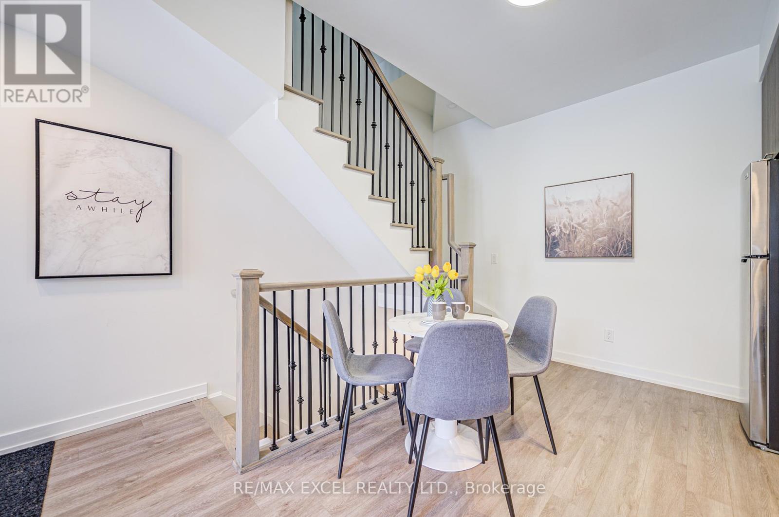 26 - 51 Winlock Park, Toronto (newtonbrook East), Ontario