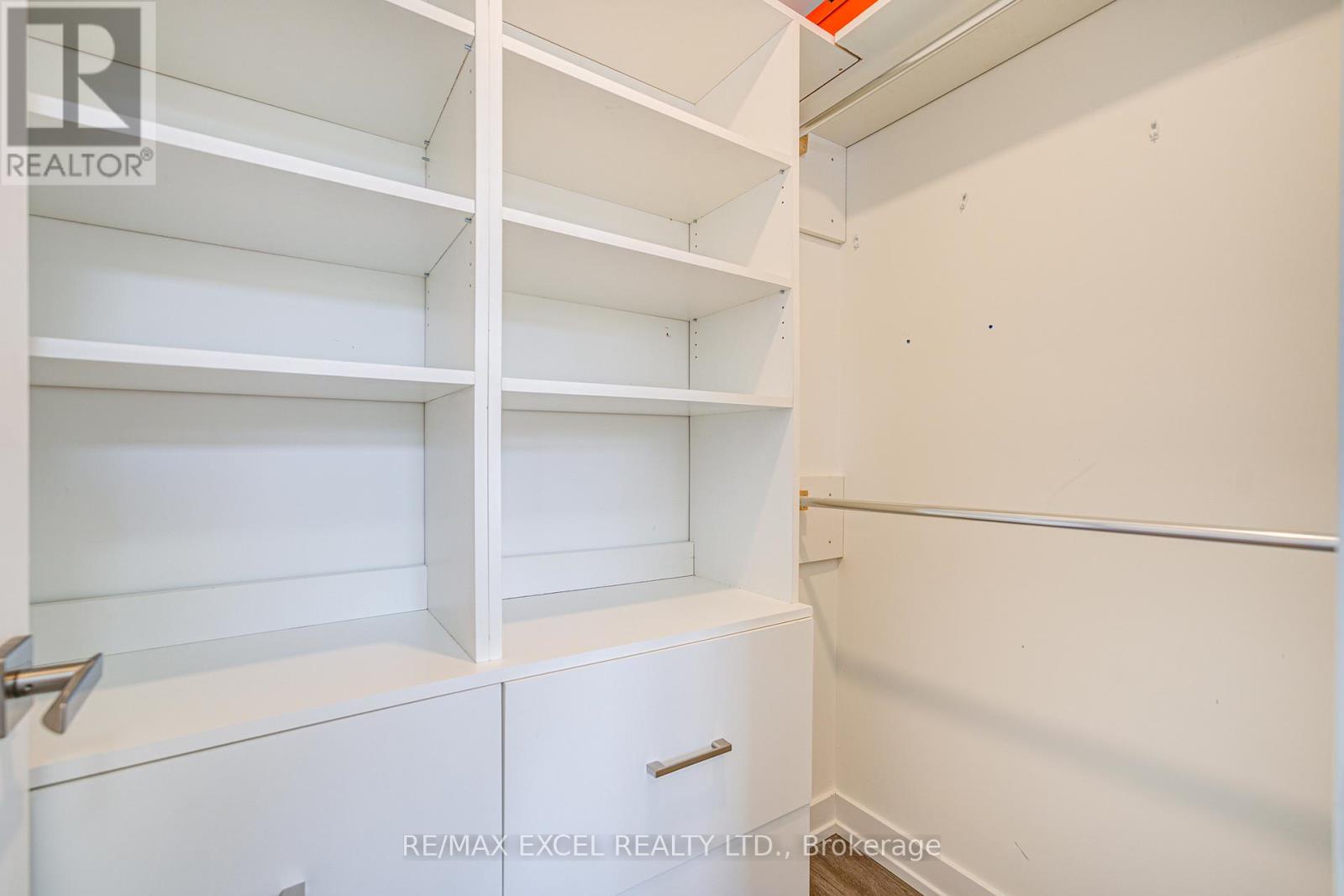 26 - 51 Winlock Park, Toronto (newtonbrook East), Ontario