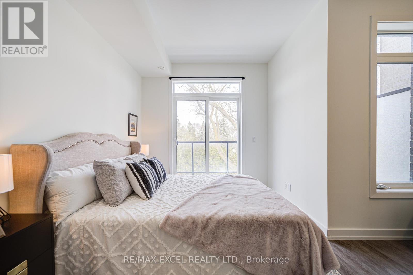 26 - 51 Winlock Park, Toronto (newtonbrook East), Ontario