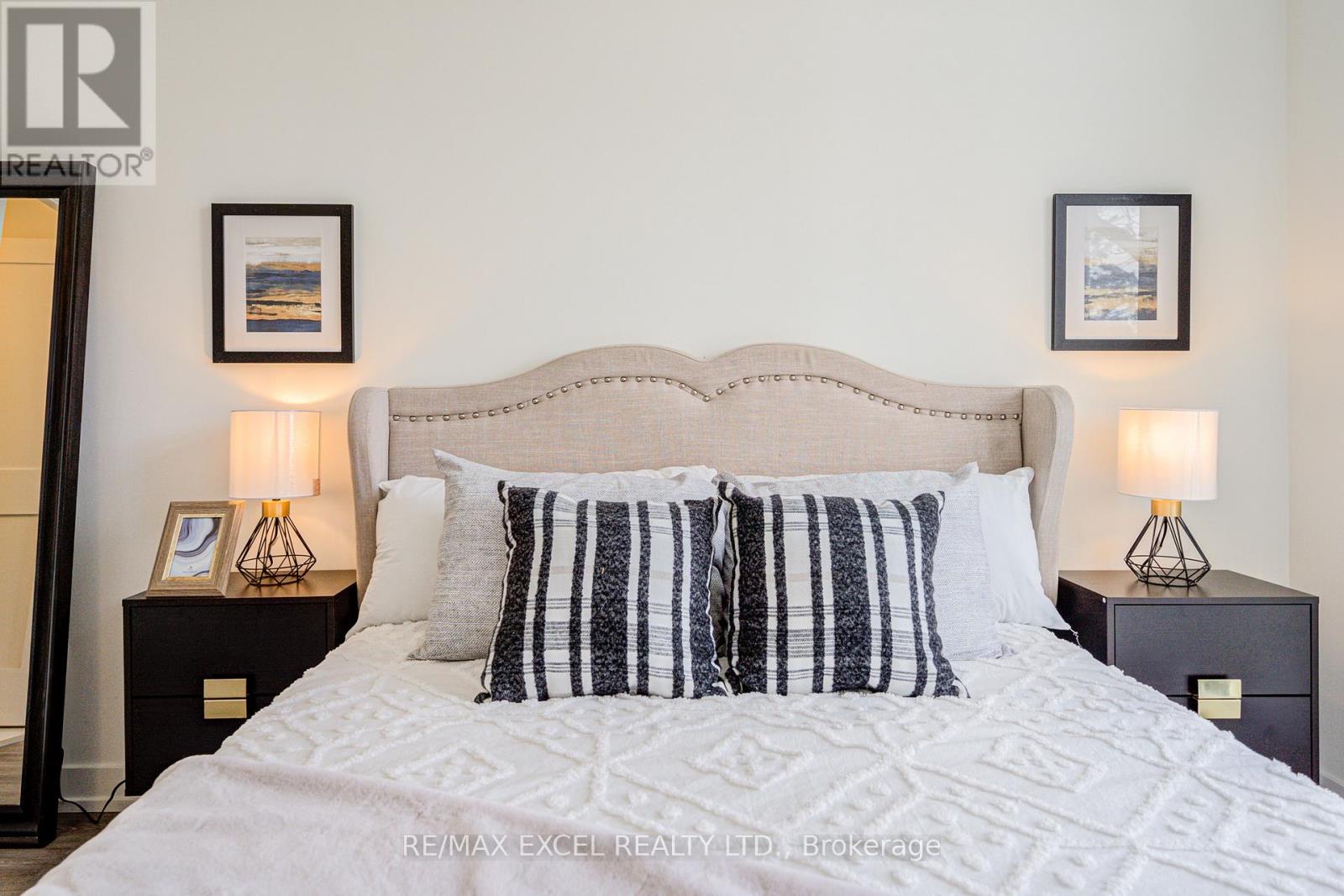 26 - 51 Winlock Park, Toronto (newtonbrook East), Ontario