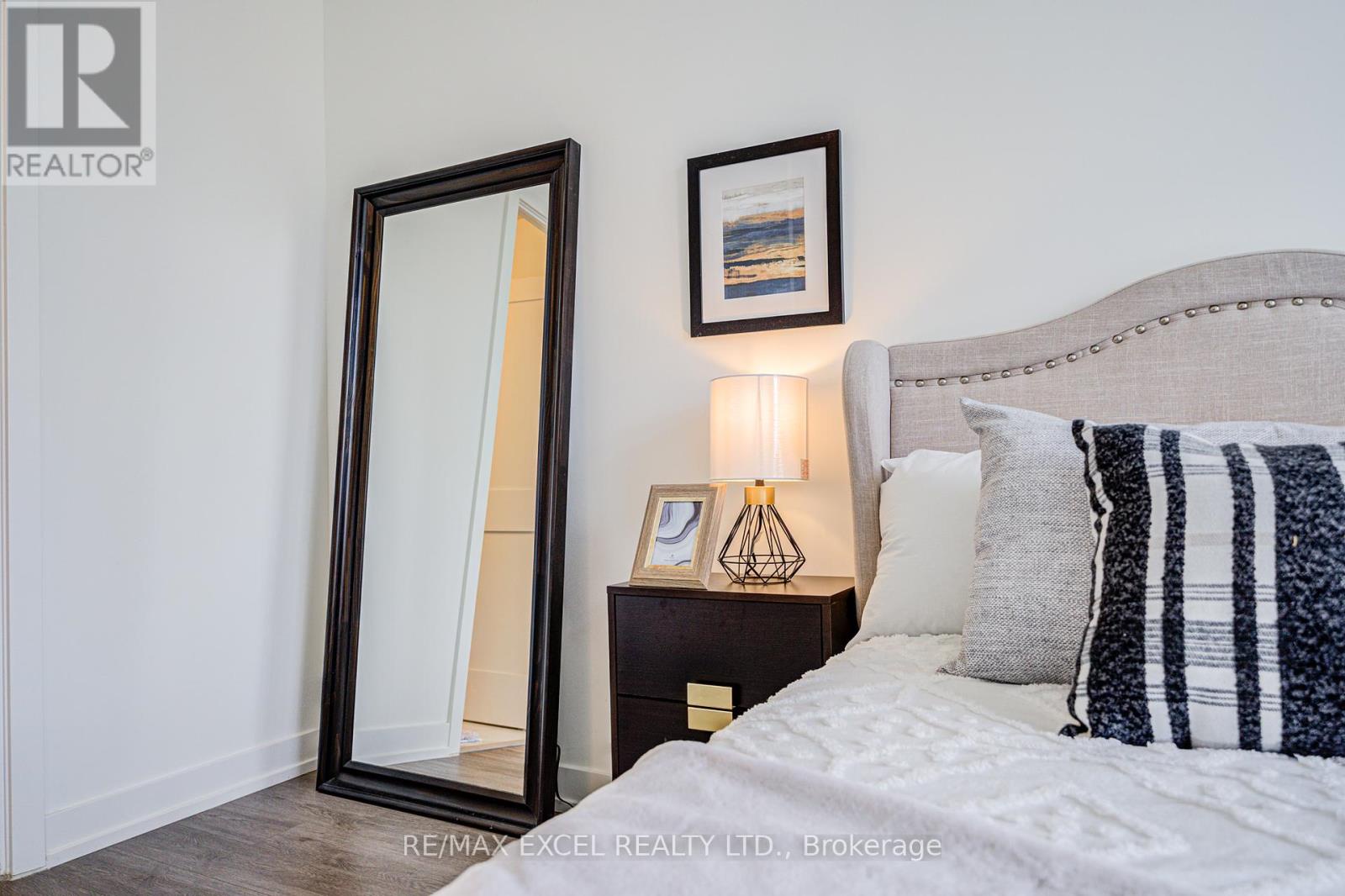 26 - 51 Winlock Park, Toronto (newtonbrook East), Ontario