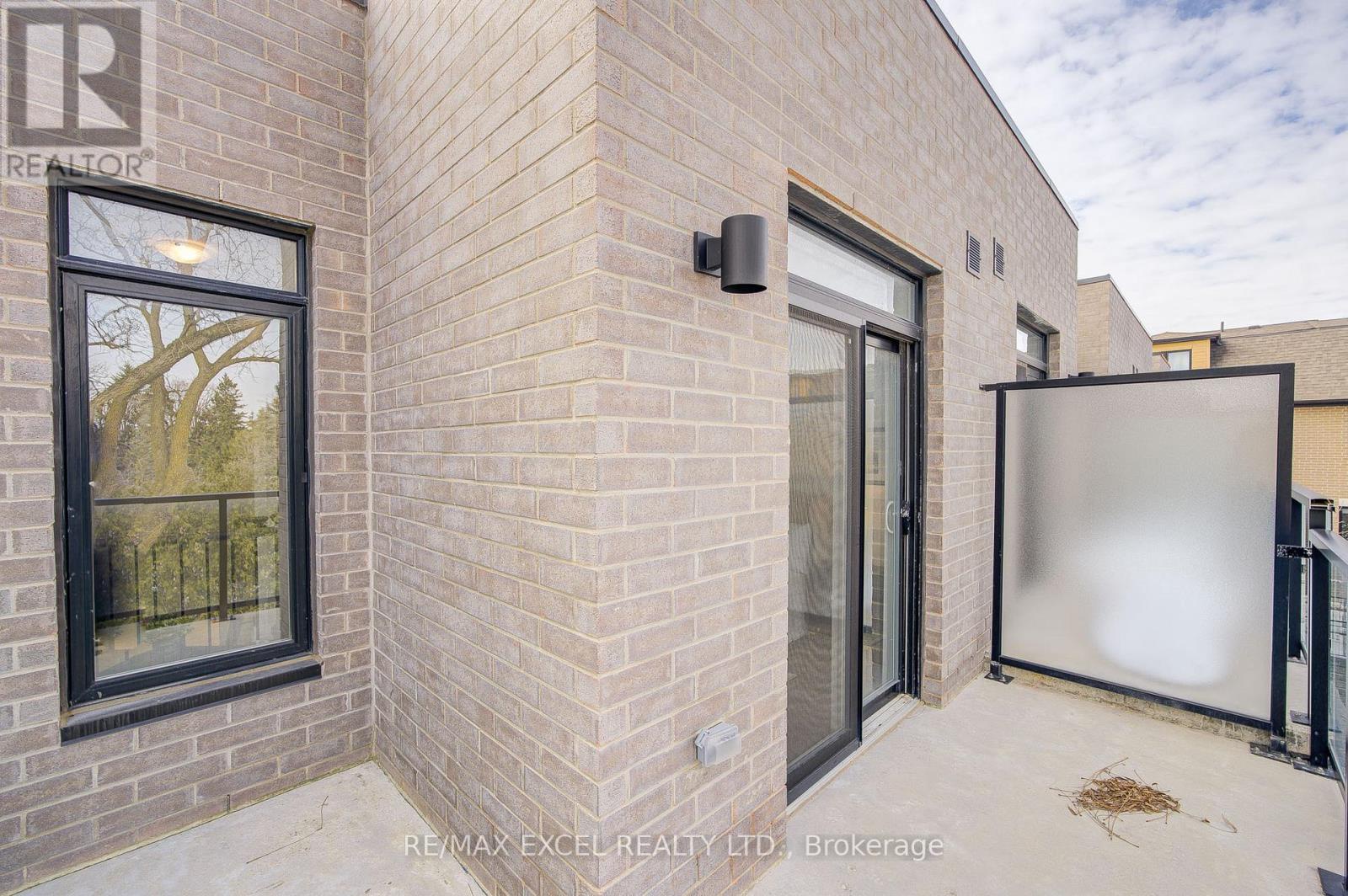 26 - 51 Winlock Park, Toronto (newtonbrook East), Ontario