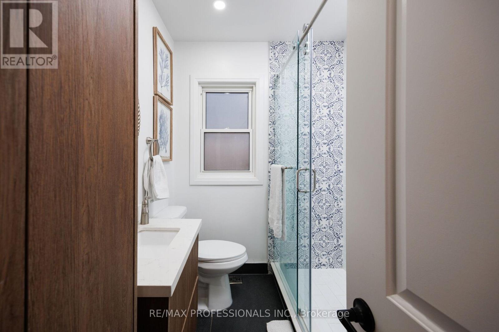 168 The Kingsway, Toronto (kingsway South), Ontario