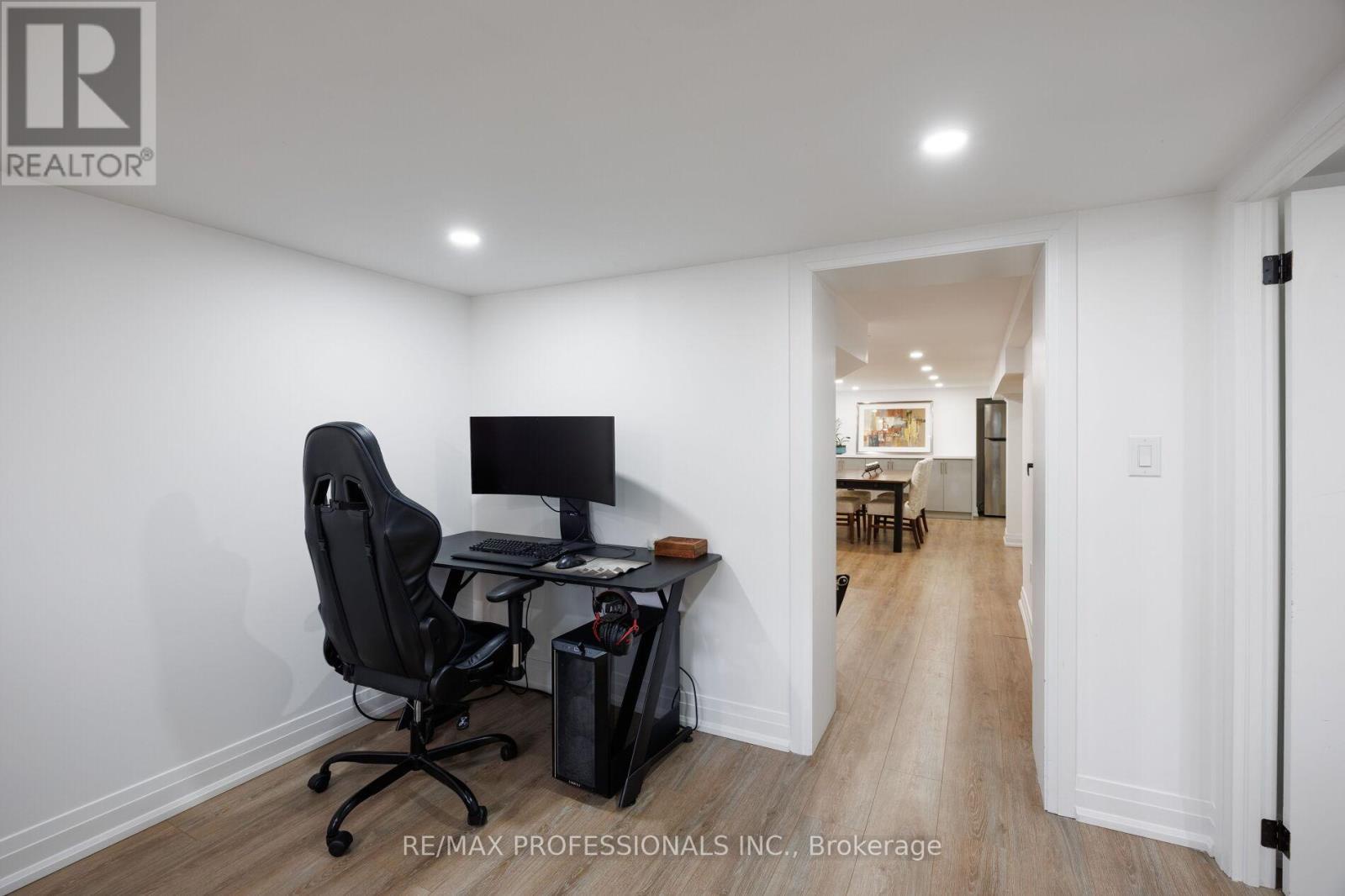 168 The Kingsway, Toronto (kingsway South), Ontario