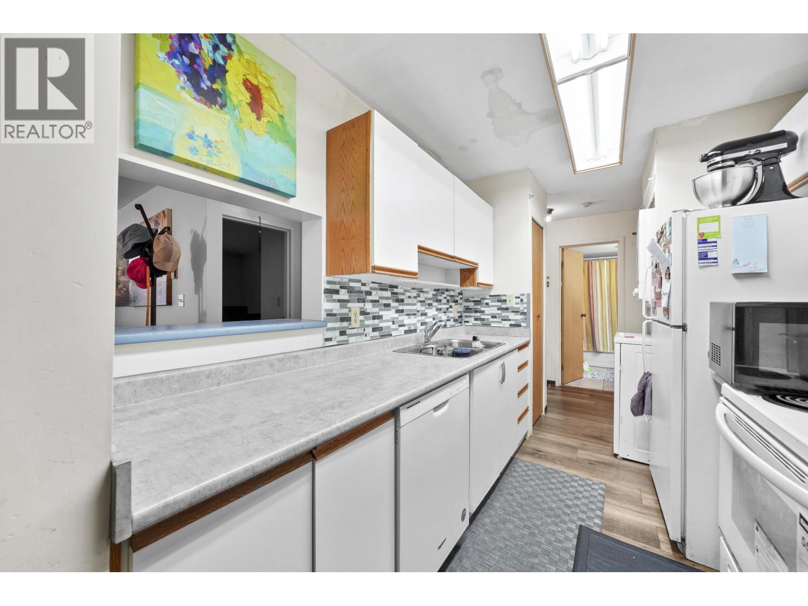 201 7431 Blundell Road, Richmond, British Columbia