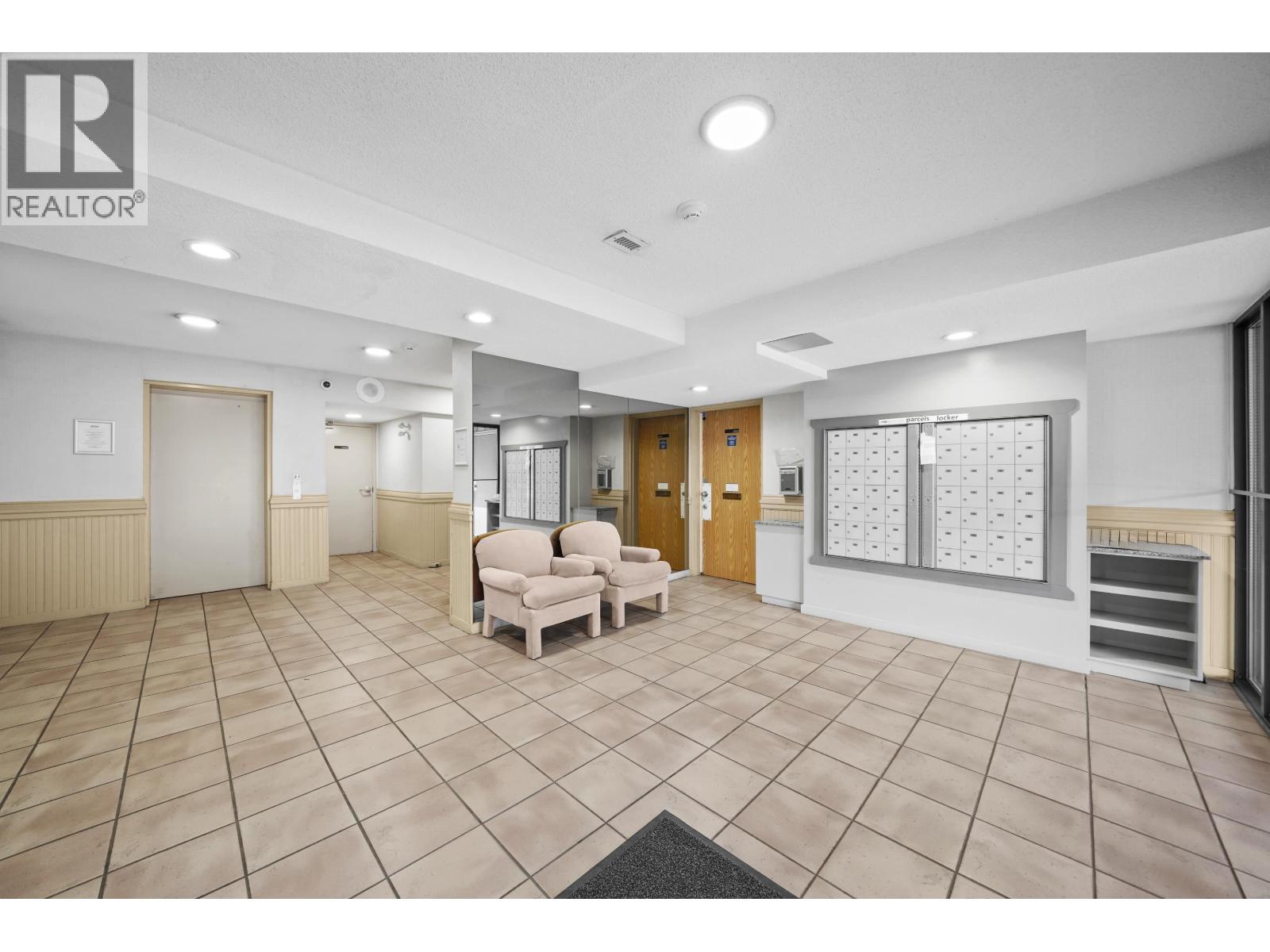 201 7431 Blundell Road, Richmond, British Columbia