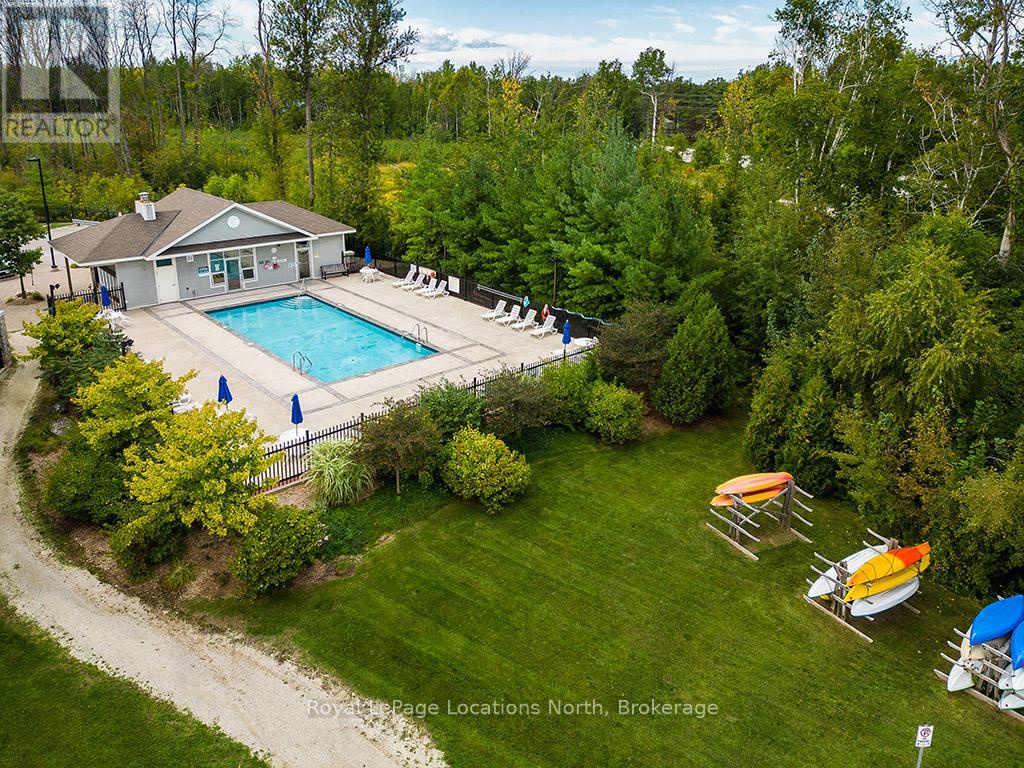 305 - 3 Brandy Lane Drive, Collingwood, Ontario