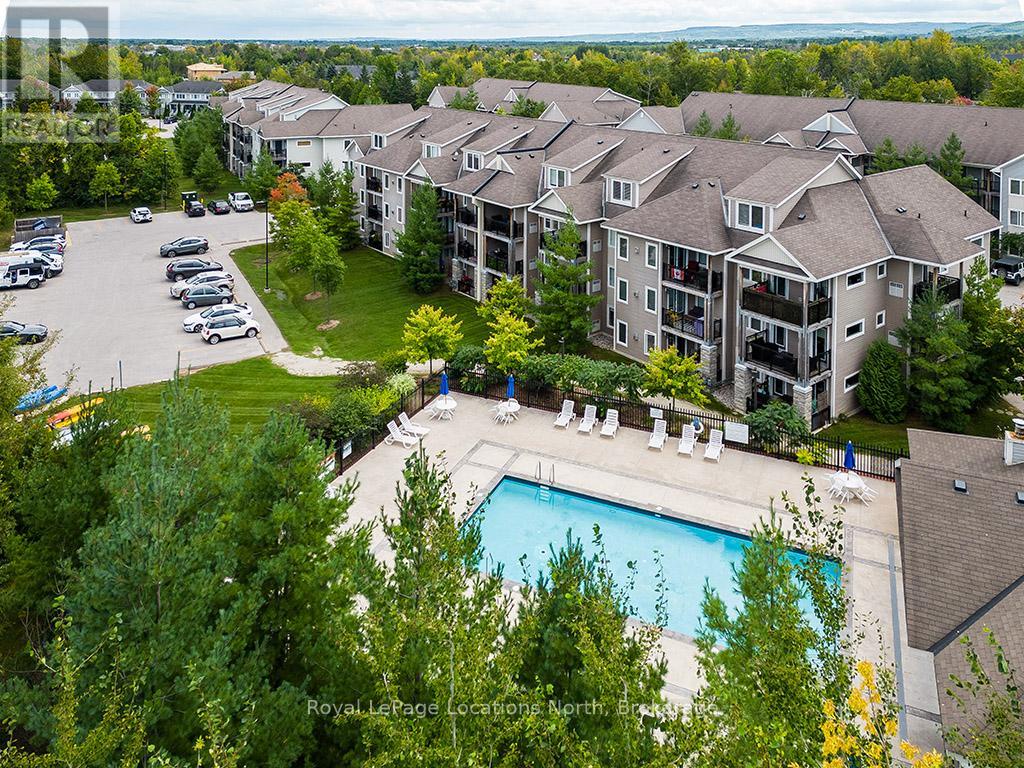 305 - 3 Brandy Lane Drive, Collingwood, Ontario