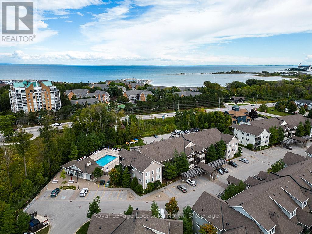 305 - 3 Brandy Lane Drive, Collingwood, Ontario