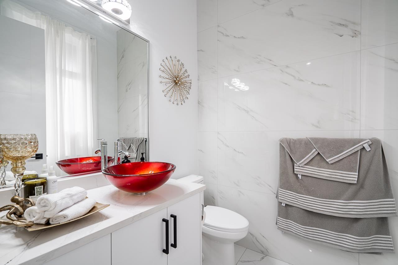 6253 148 Street, Surrey, British Columbia