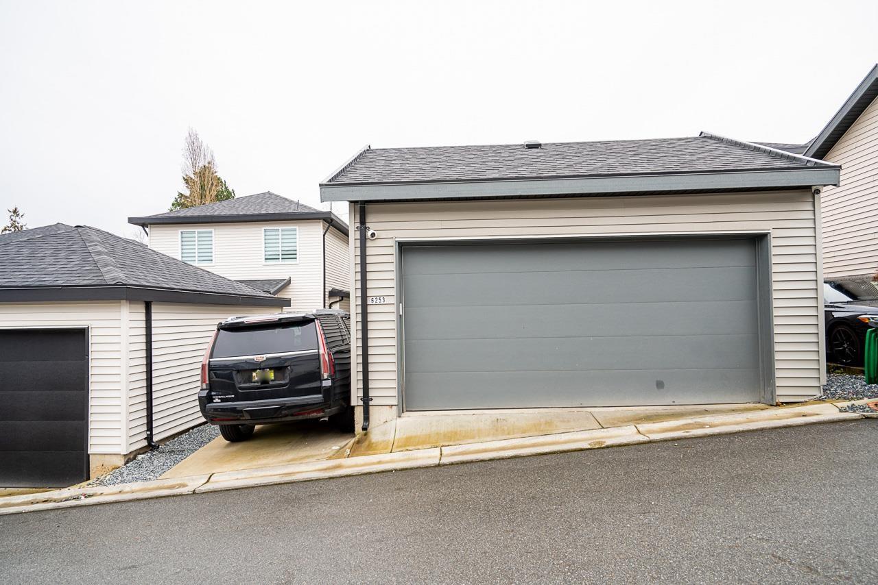 6253 148 Street, Surrey, British Columbia