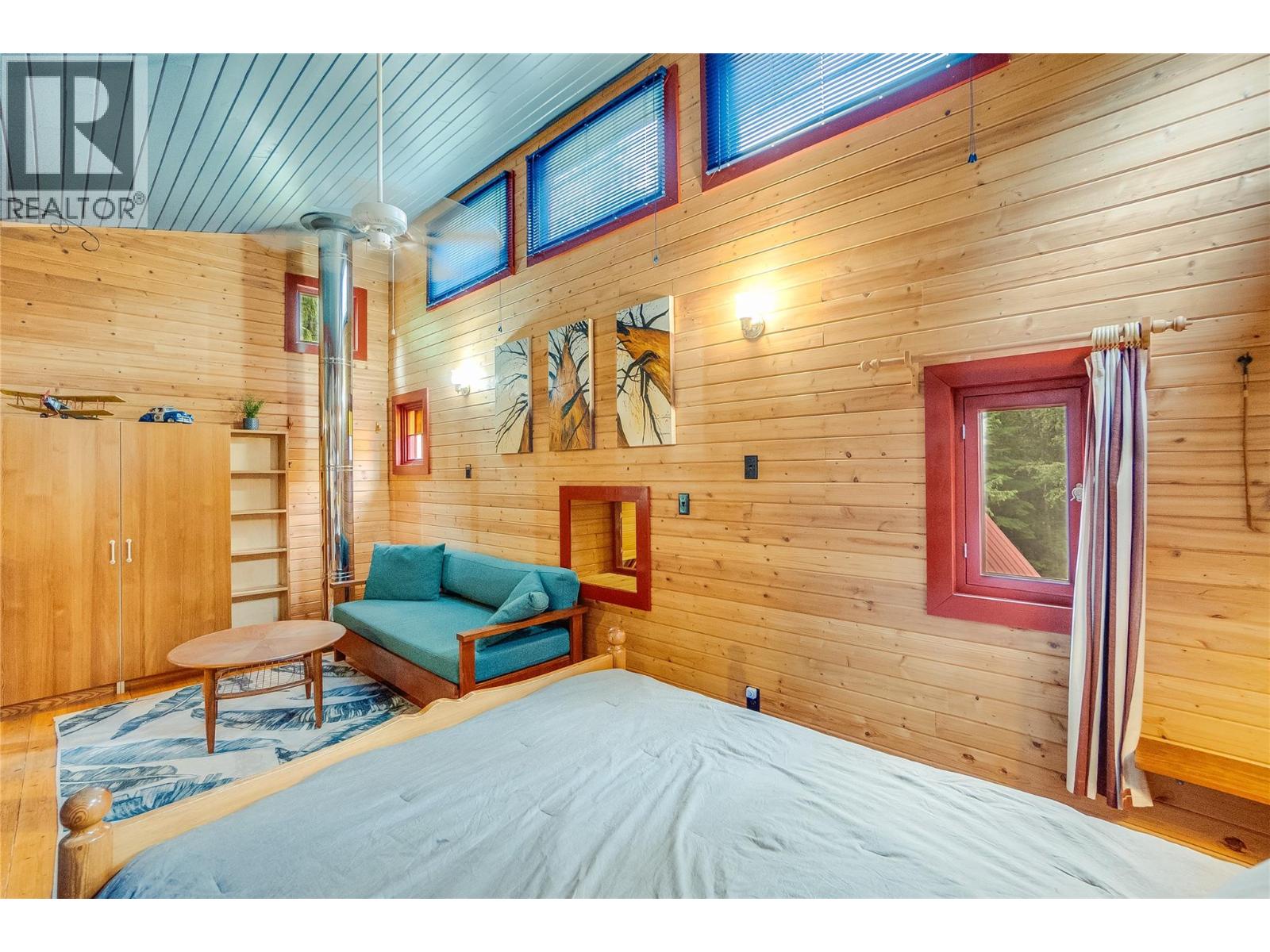 8780 Martens Road, Slocan, British Columbia