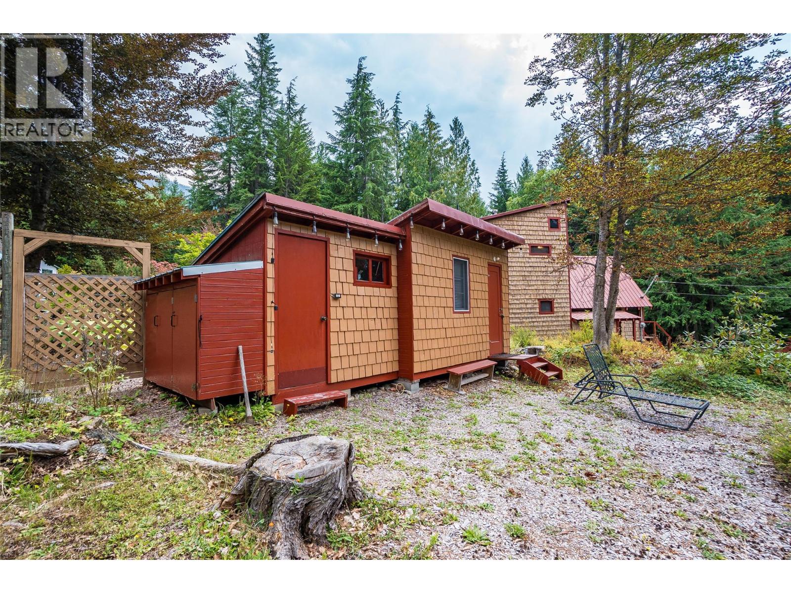 8780 Martens Road, Slocan, British Columbia