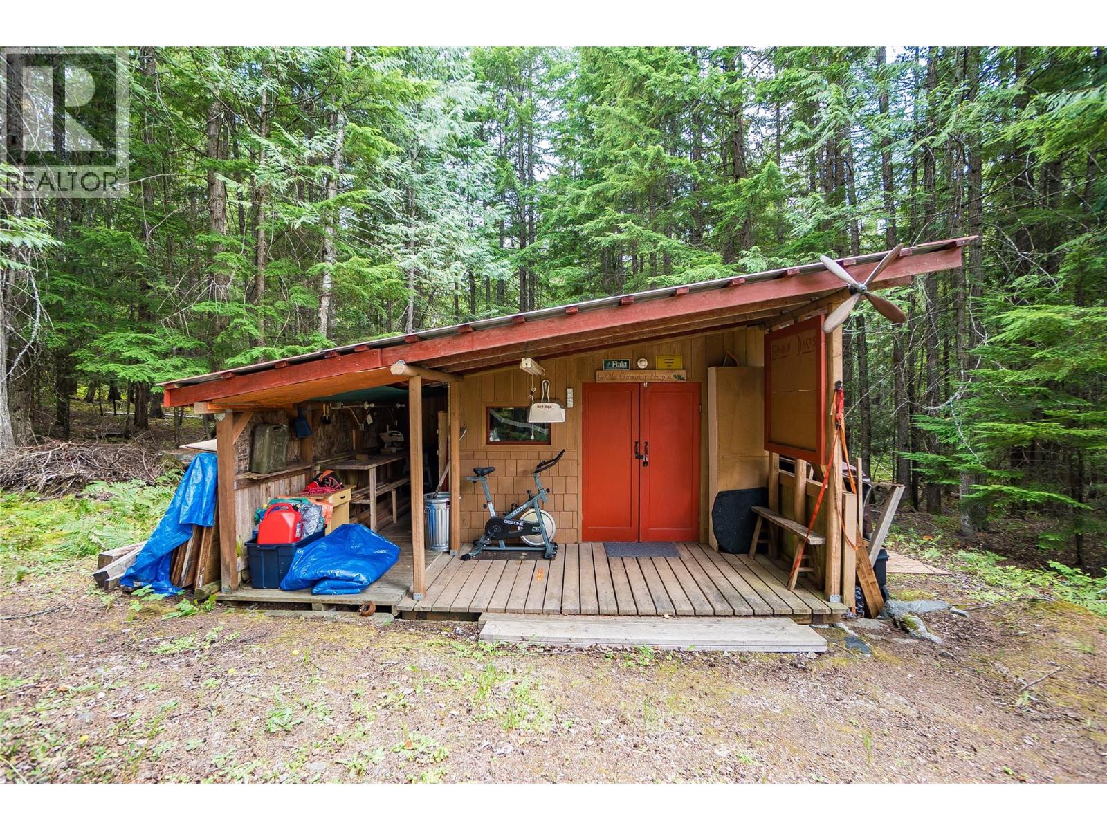 8780 Martens Road, Slocan, British Columbia