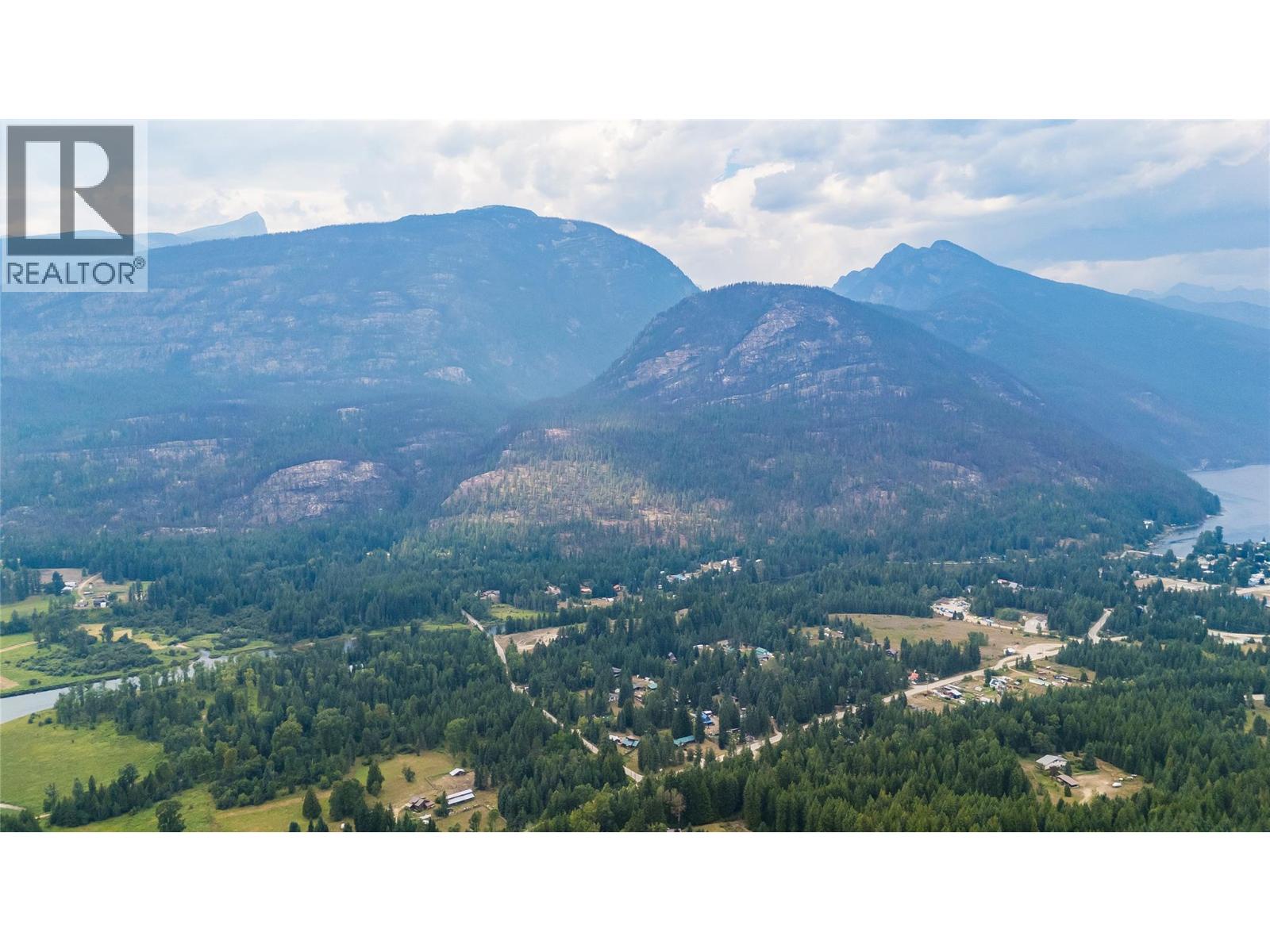 8780 Martens Road, Slocan, British Columbia