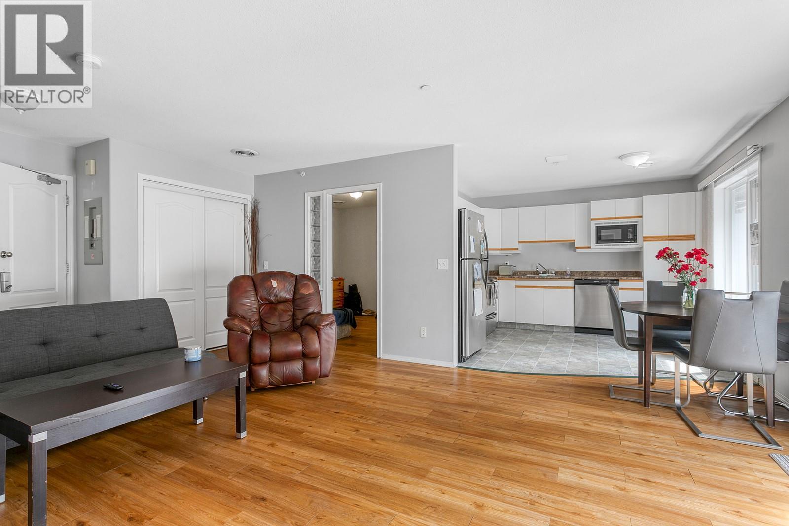 453 Morrison Avenue, Kelowna, British Columbia