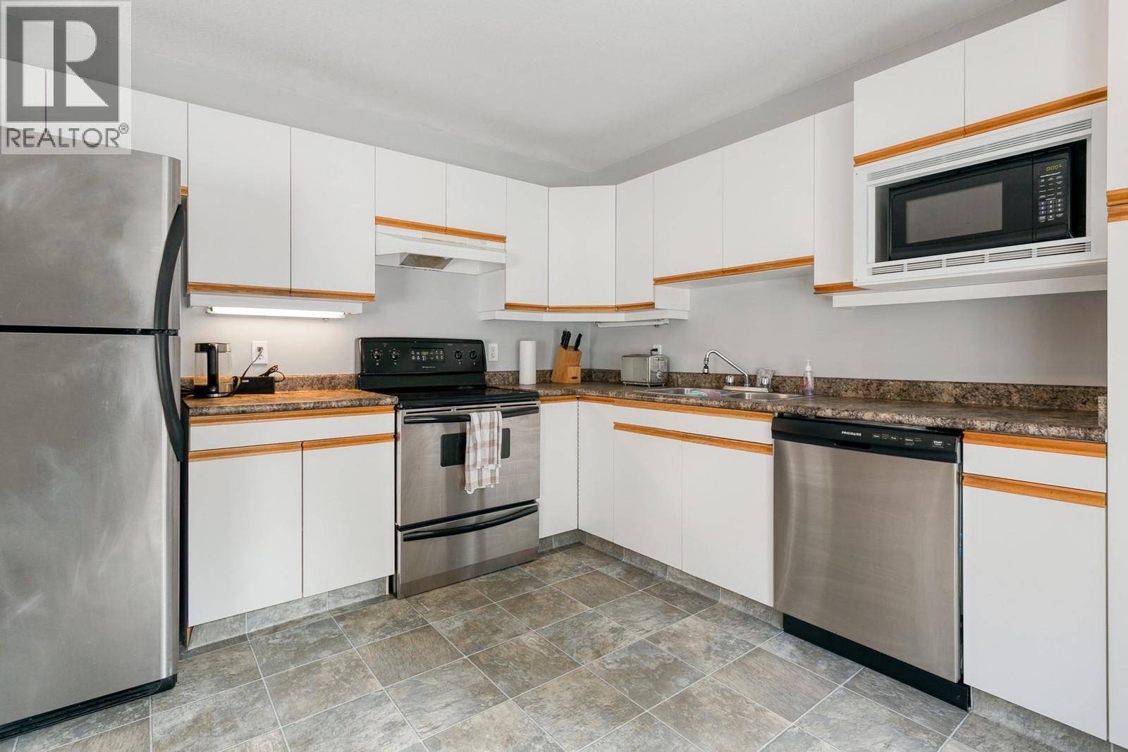 453 Morrison Avenue, Kelowna, British Columbia