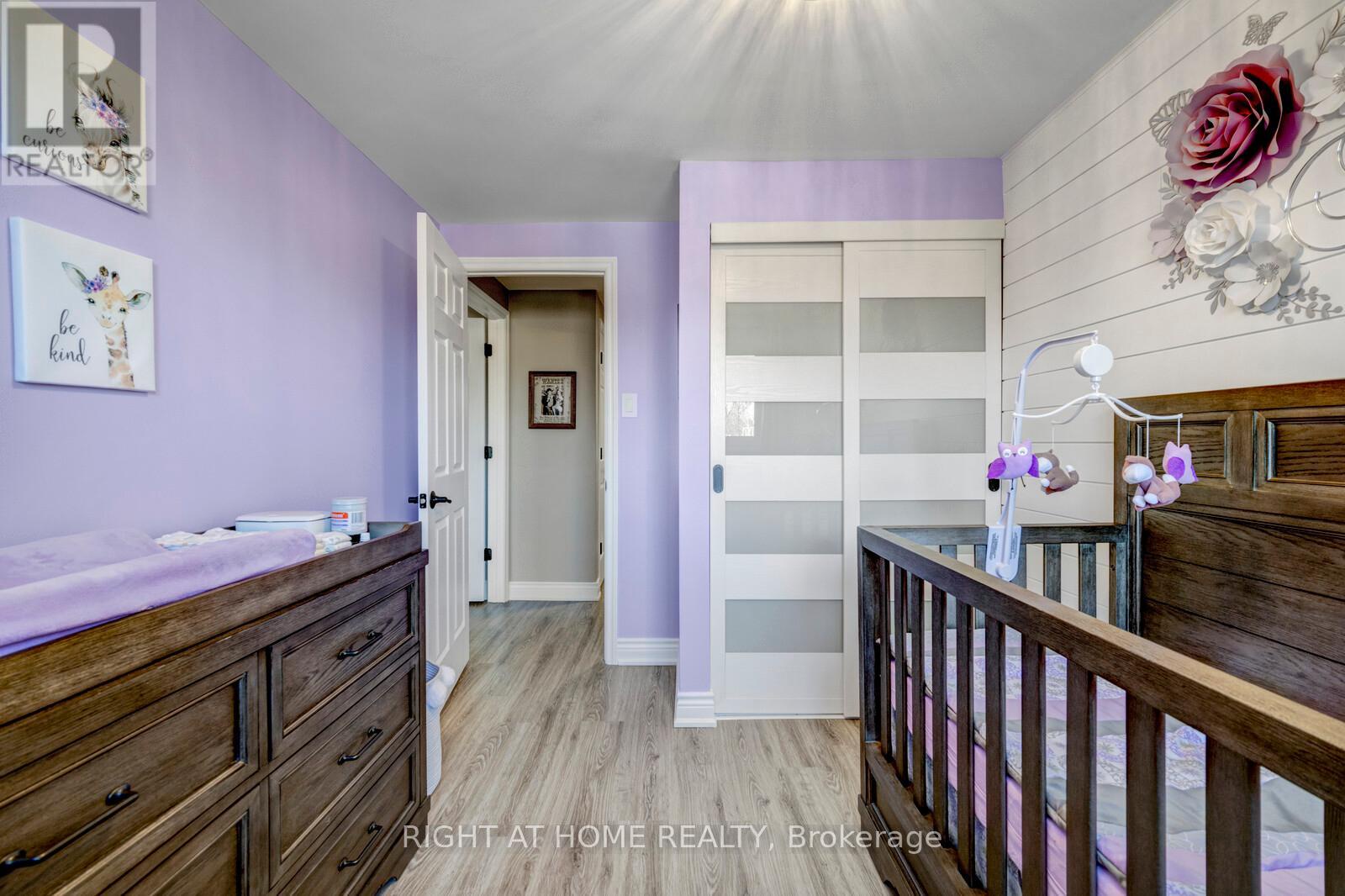 3 - 985 Limeridge Road E, Hamilton (berrisfield), Ontario