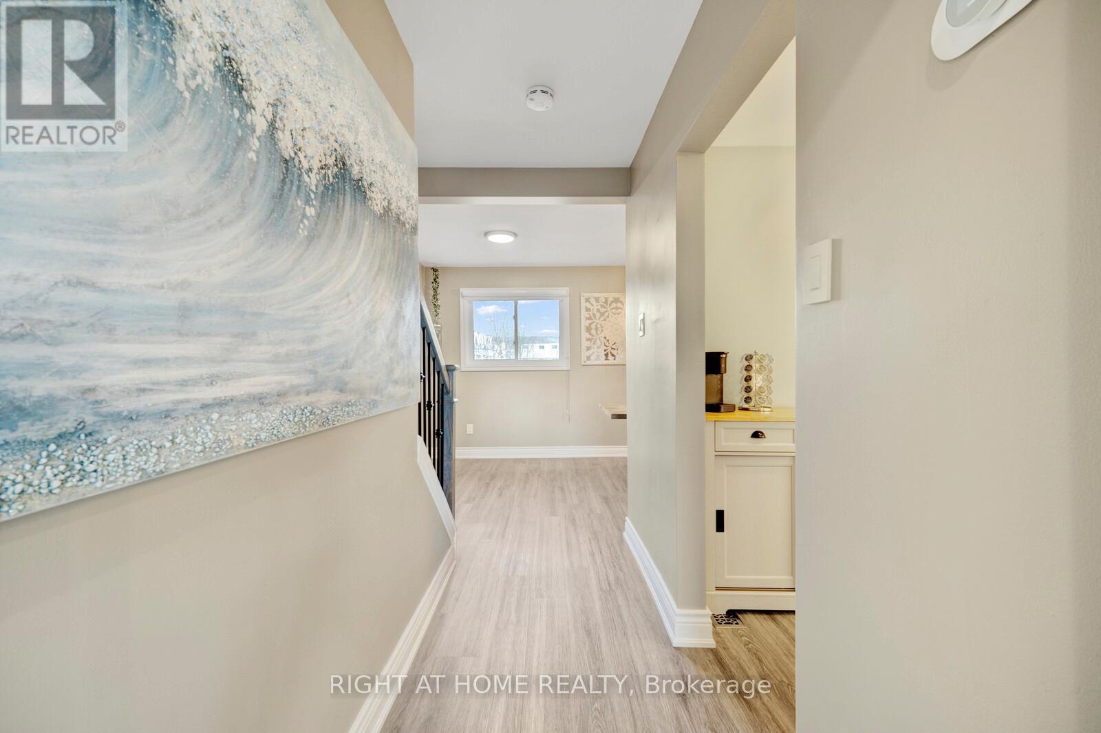 3 - 985 Limeridge Road E, Hamilton (berrisfield), Ontario