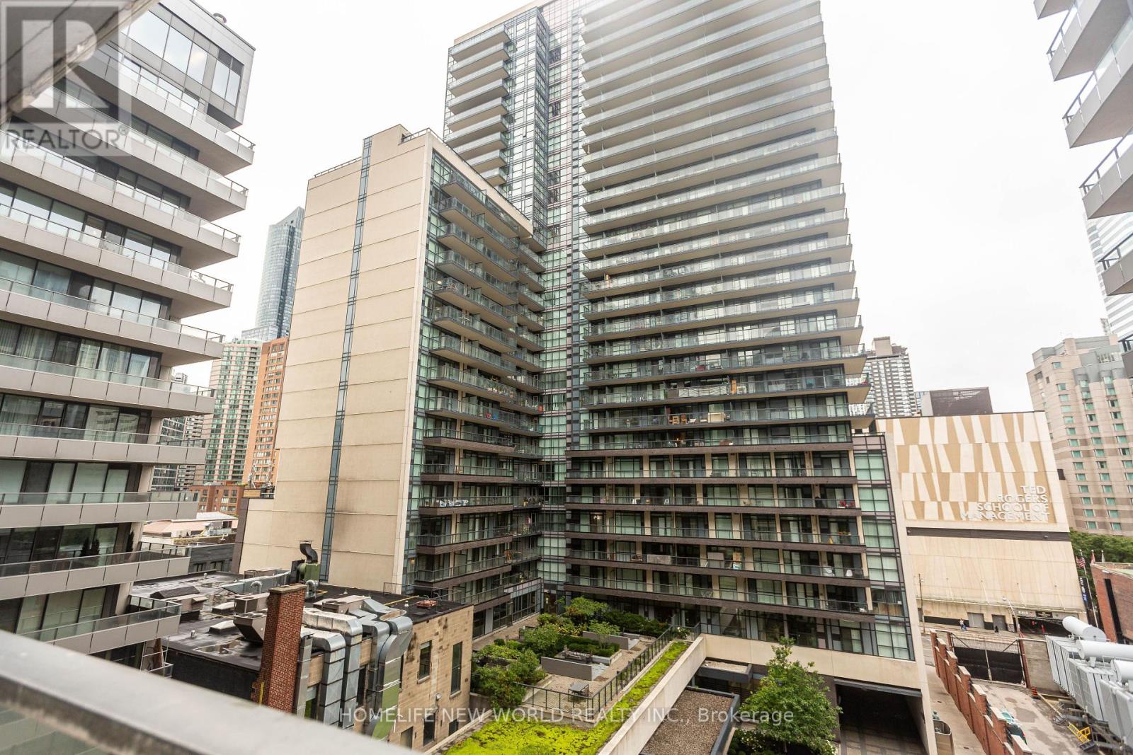 951 - 111 Elizabeth Street, Toronto (bay Street Corridor), Ontario