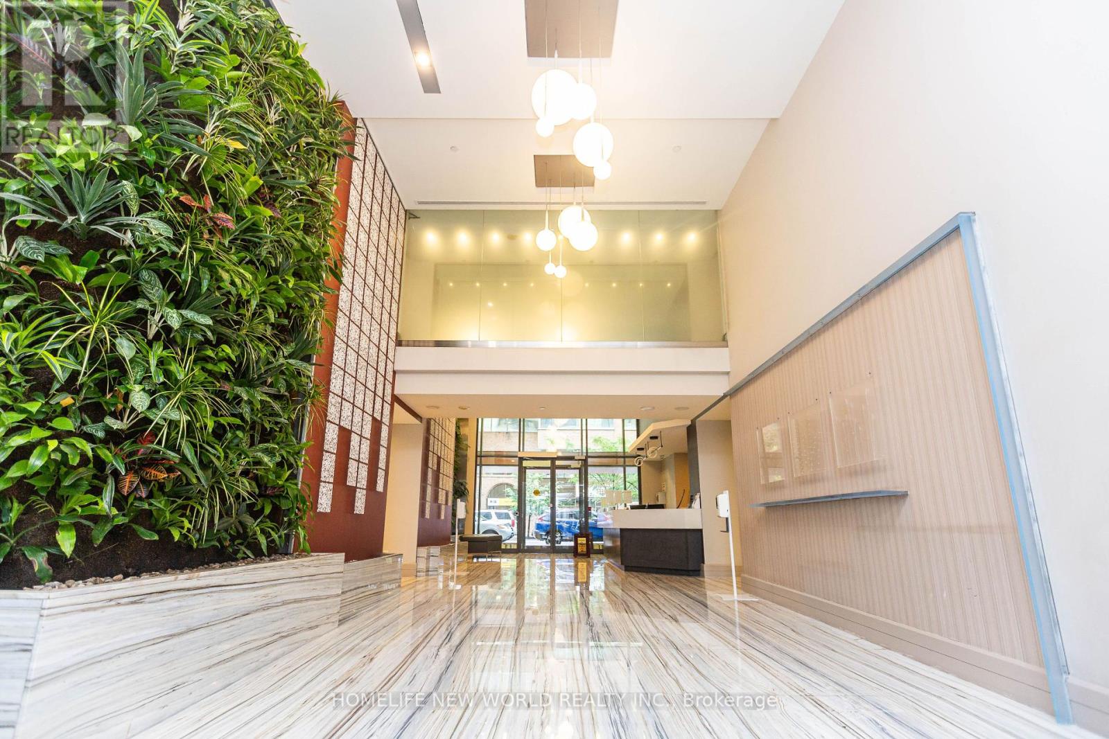 951 - 111 Elizabeth Street, Toronto (bay Street Corridor), Ontario