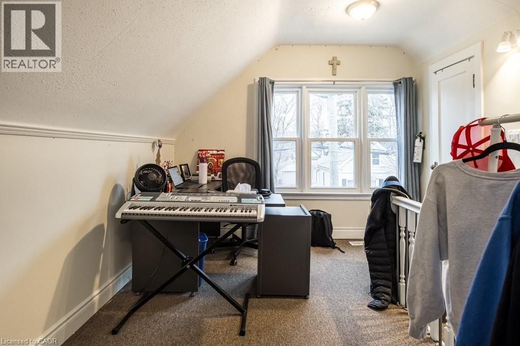 109 Royal Avenue, Hamilton, Ontario