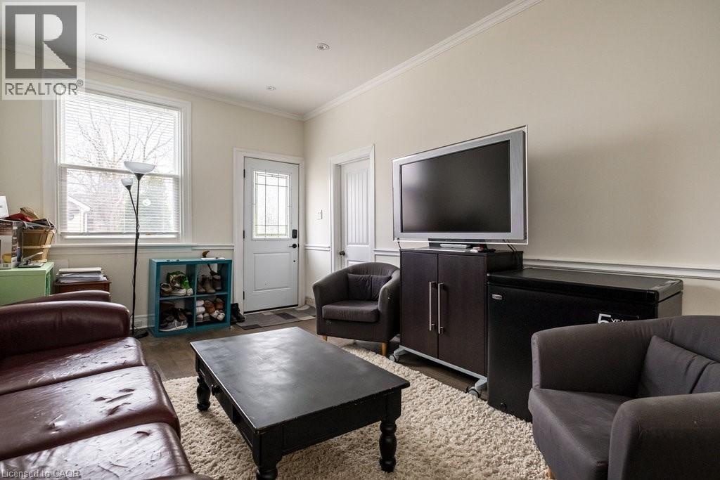 109 Royal Avenue, Hamilton, Ontario