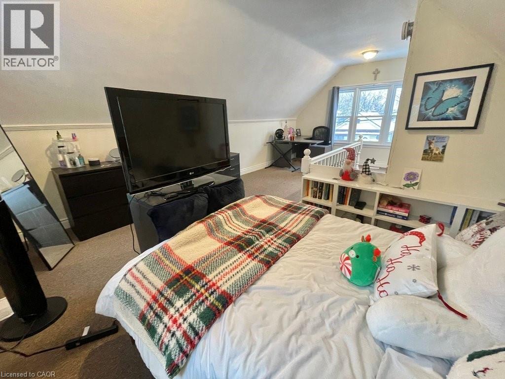 109 Royal Avenue, Hamilton, Ontario