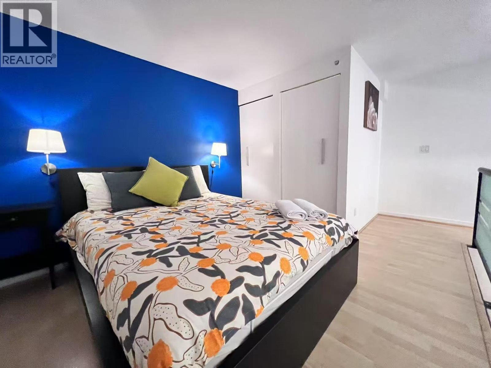 308 933 Seymour Street, Vancouver, British Columbia