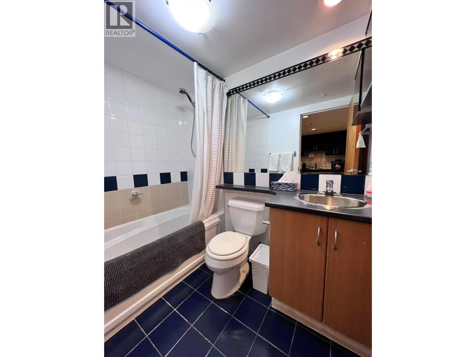 308 933 Seymour Street, Vancouver, British Columbia